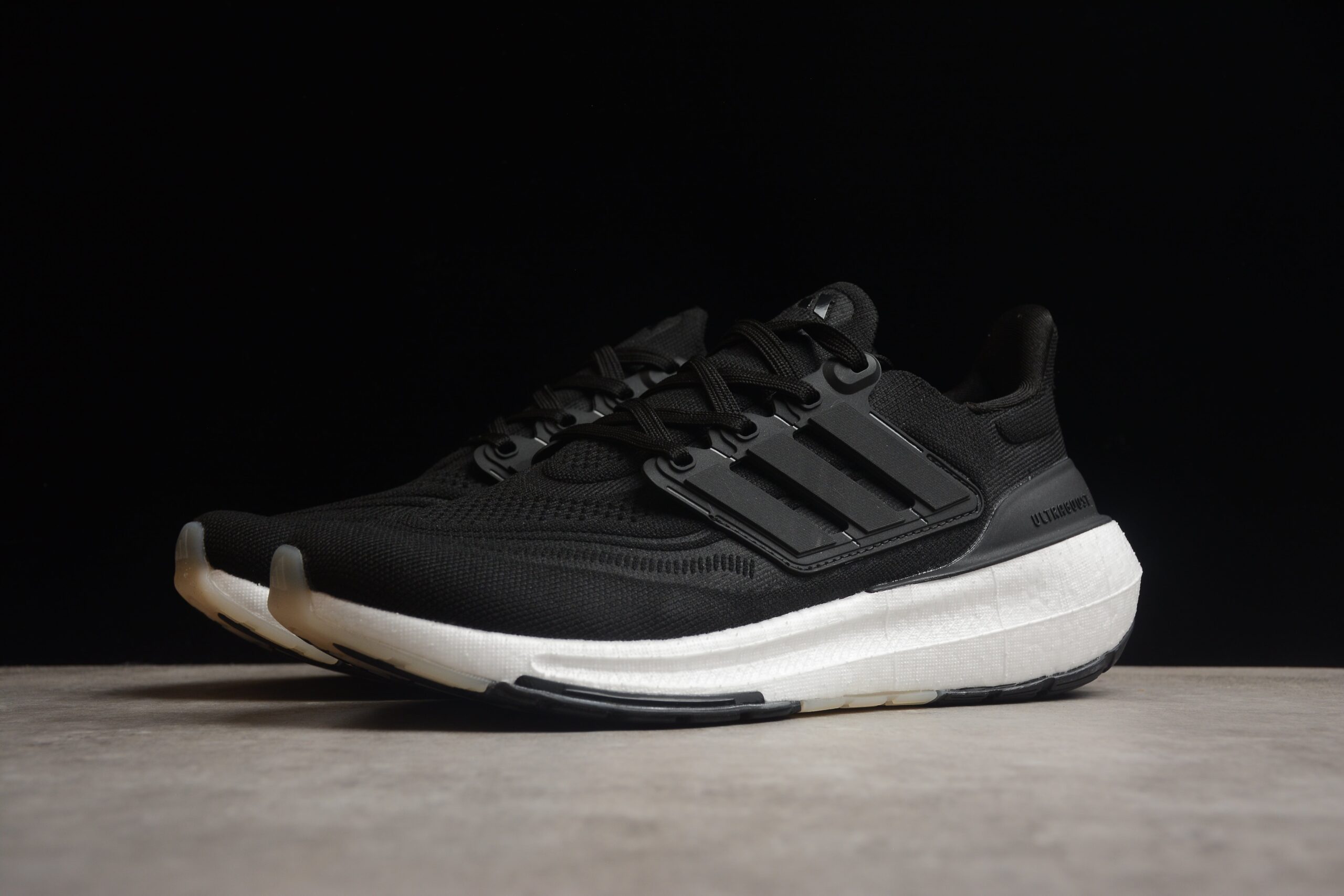 Ad Ultra Boost Light 23 GY9351 - Image 4