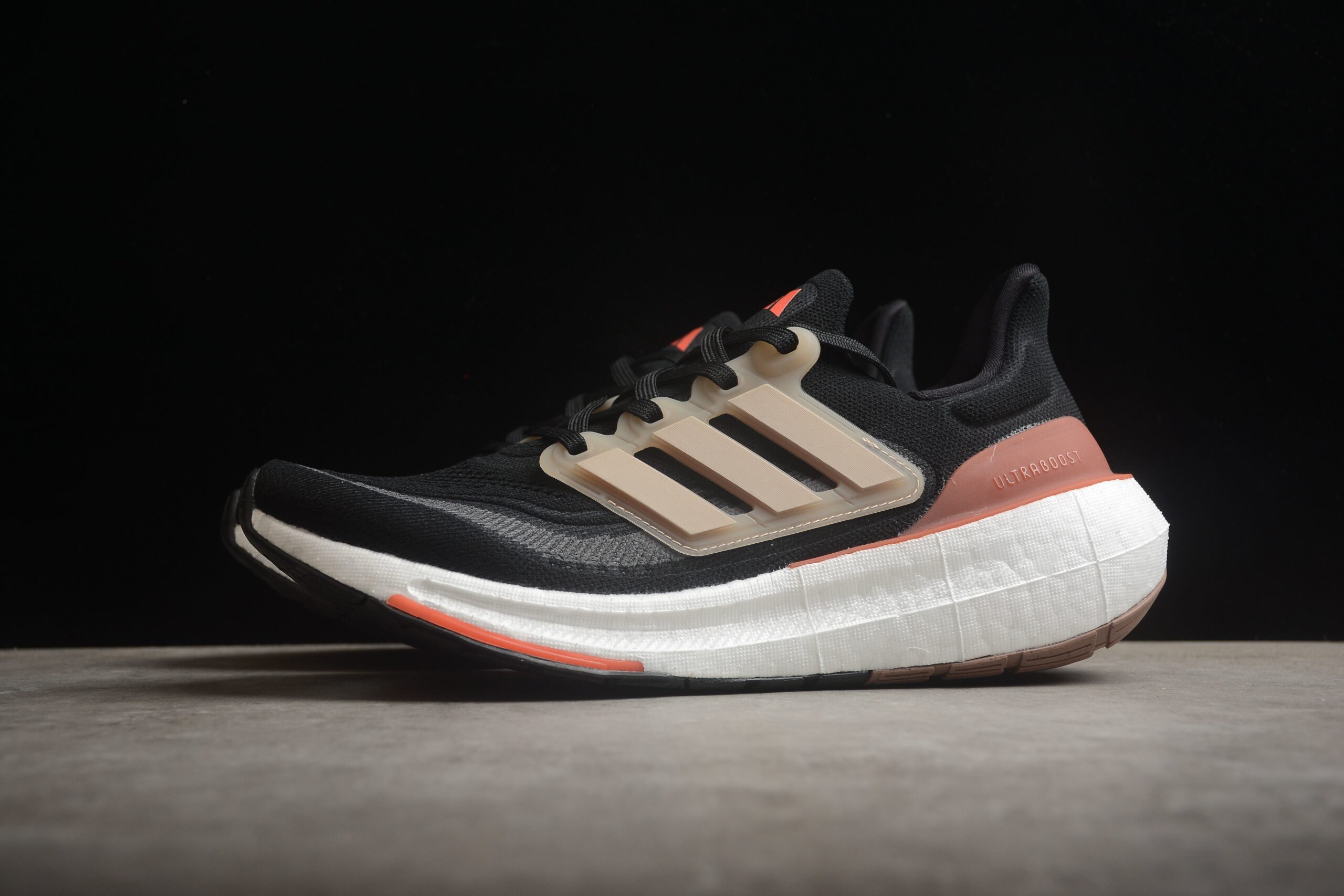 Ad Ultra Boost Light 23 HO6344 - Image 4