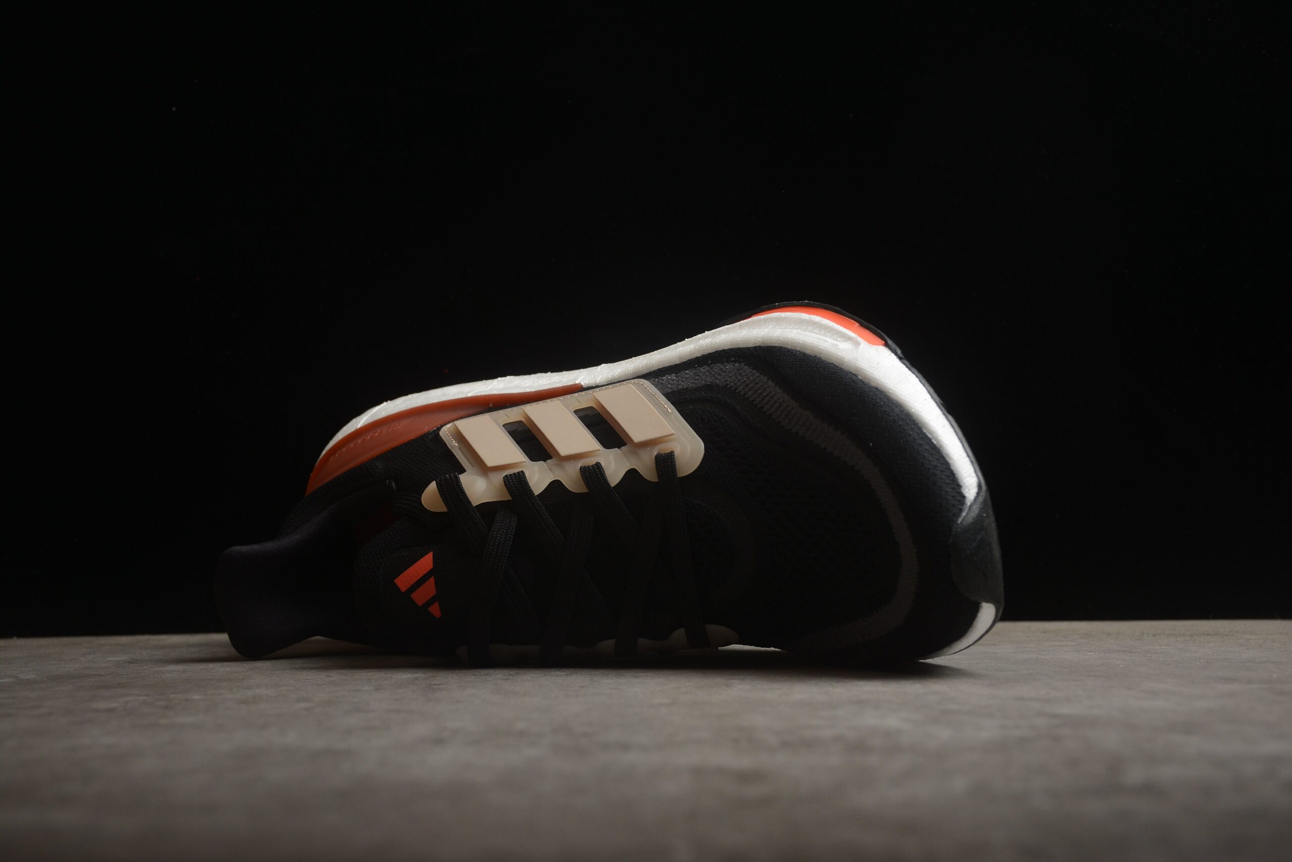 Ad Ultra Boost Light 23 HO6344 - Image 5