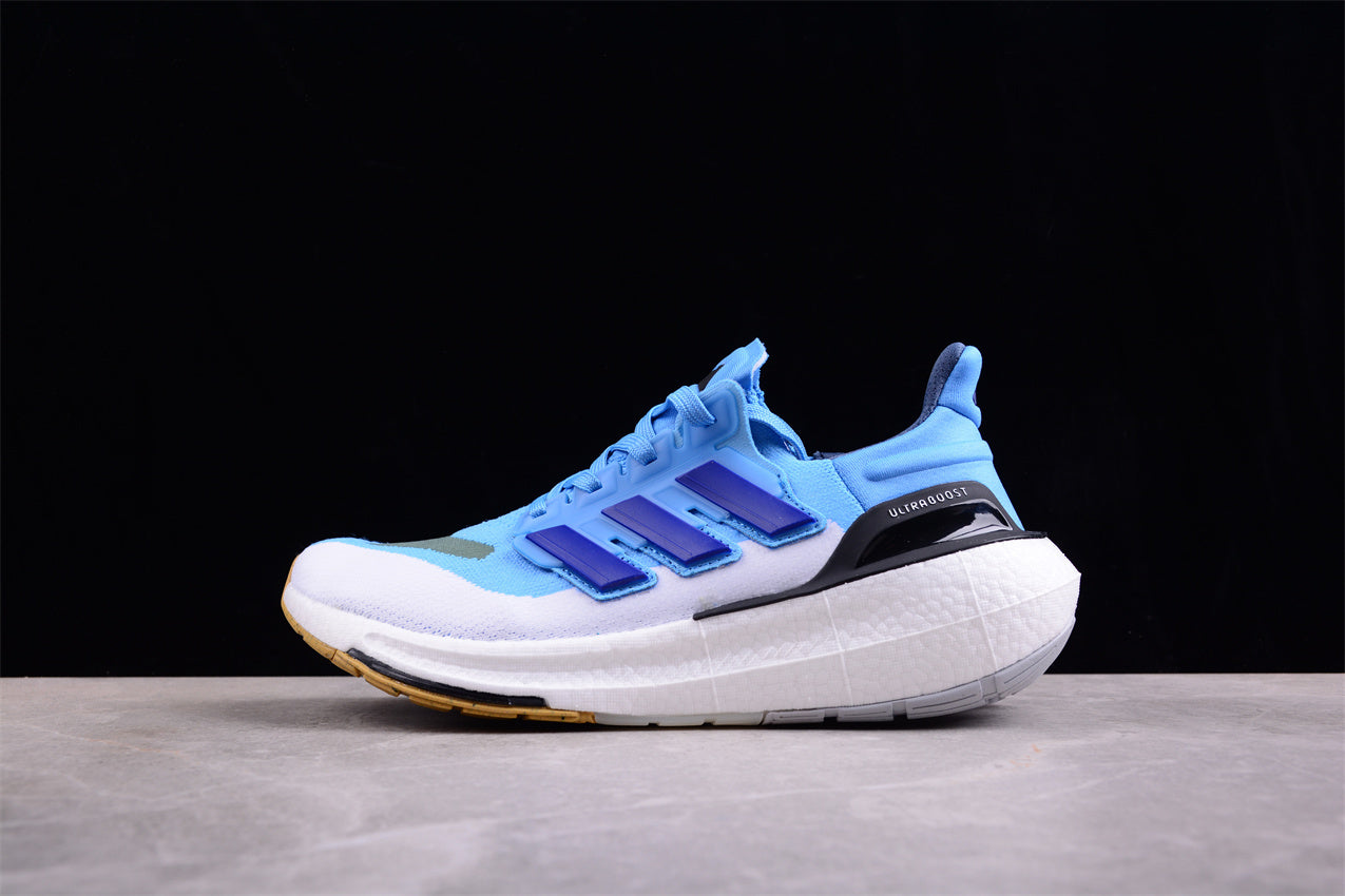Ad Ultra Boost Light 23 ID5323 - Image 3