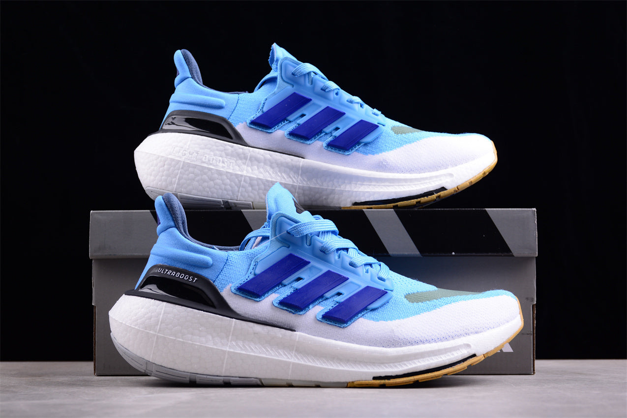 Ad Ultra Boost Light 23 ID5323 - Image 4