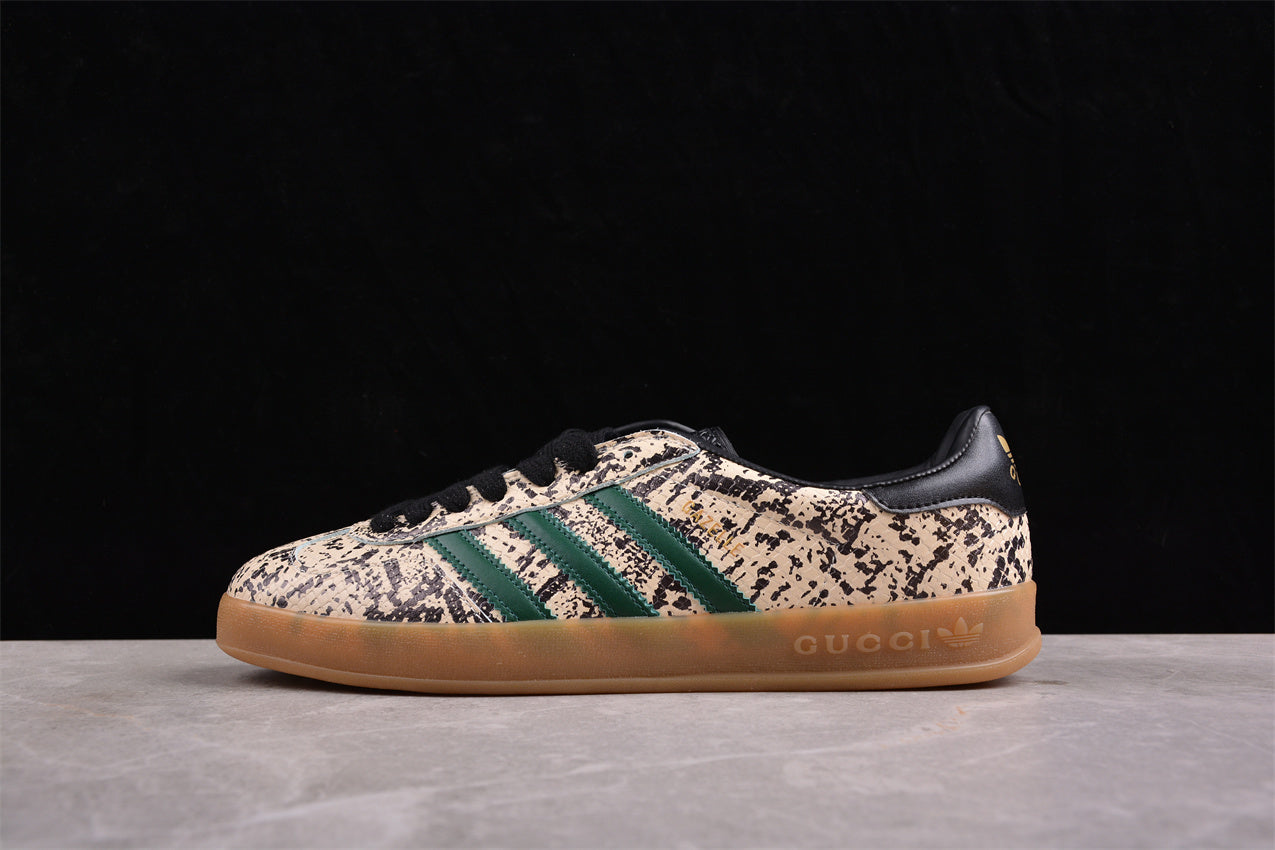 Ad x Gucci Gazelle 109060 - Image 2