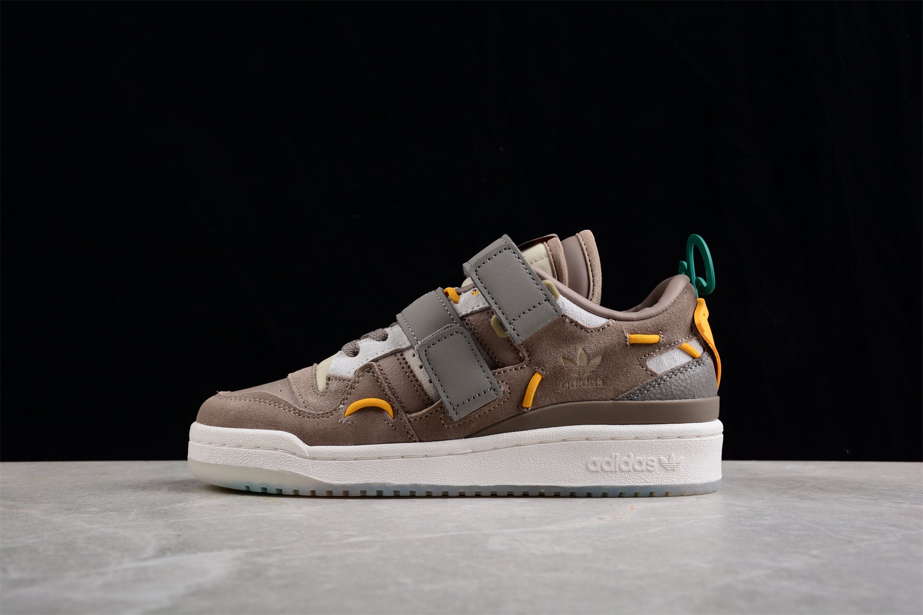 Adidas Originals Forum 84 Low GV9223 - Image 3