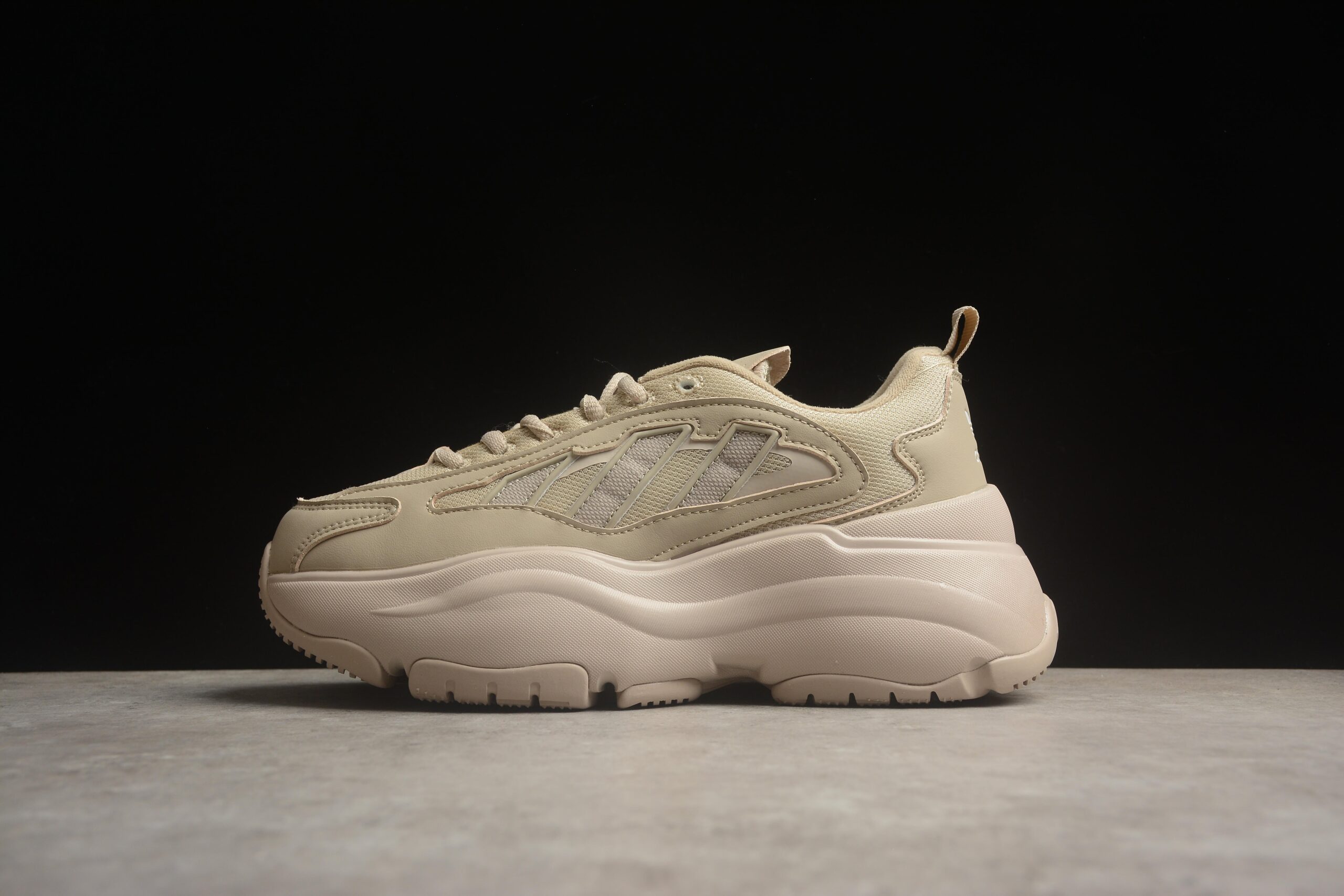 Adidas Originals Ozgaia 3.0 IG6050 - Image 2