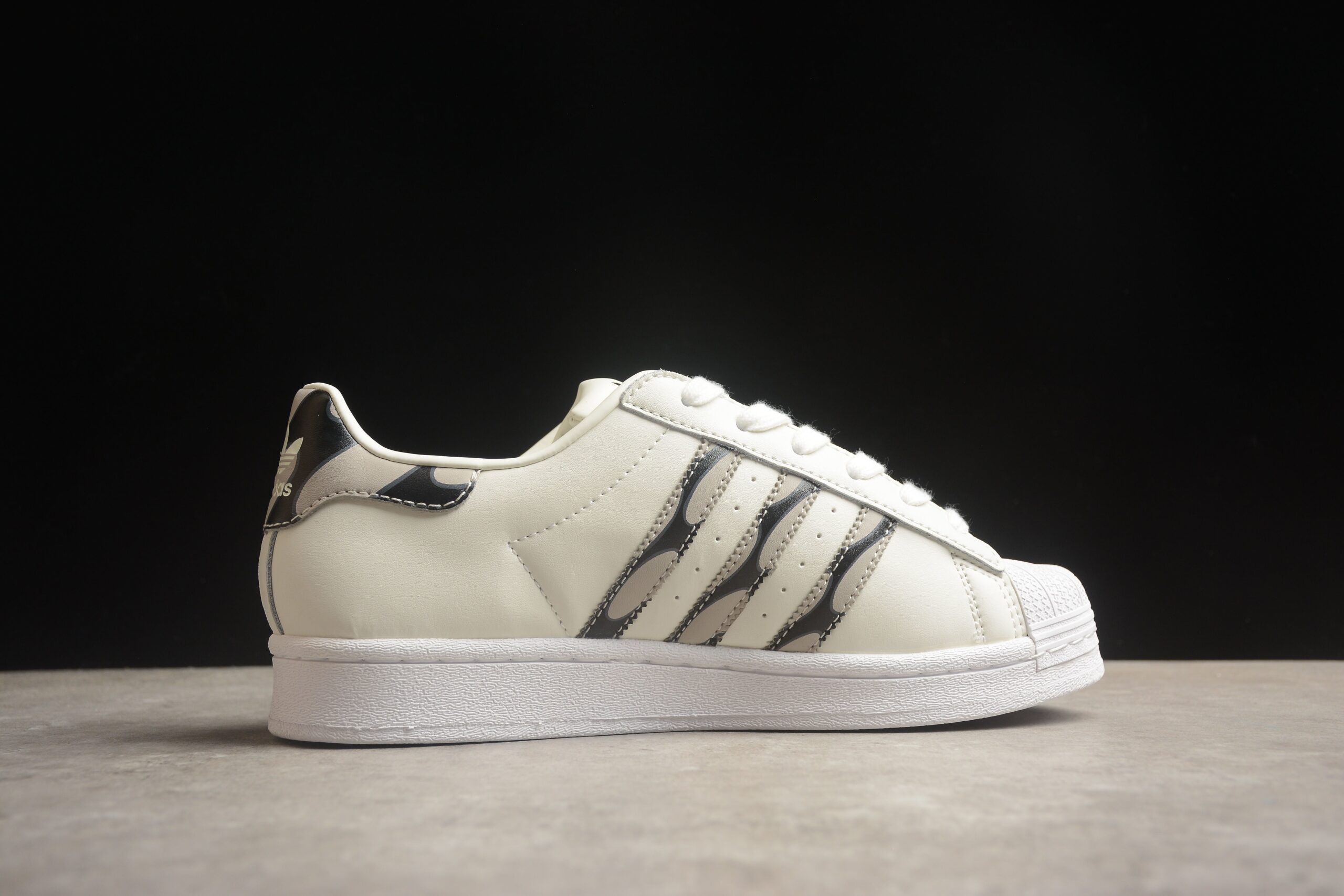 Adidas Originals SUPERSTAR W HP9779