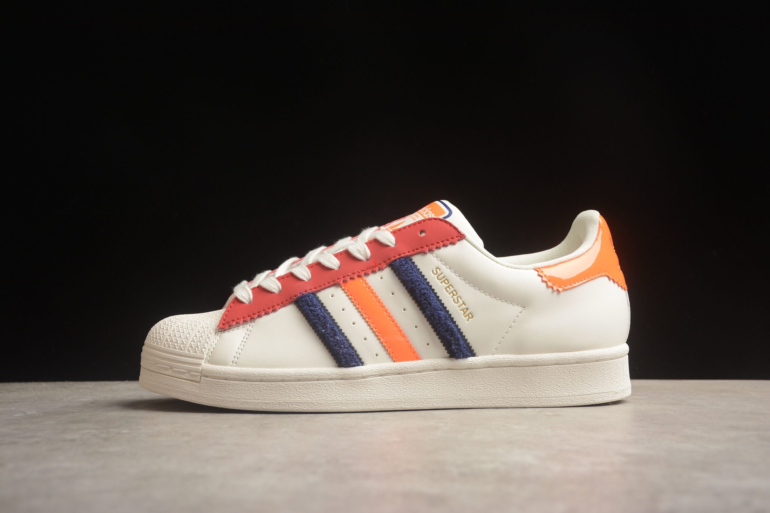 Adidas Originals SUPERSTAR W HQ4403 - Image 3