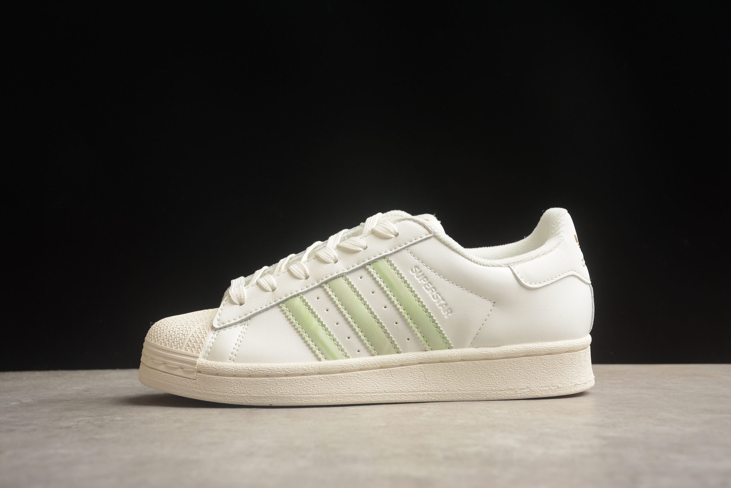 Adidas Originals SUPERSTAR W HQ6668 - Image 3