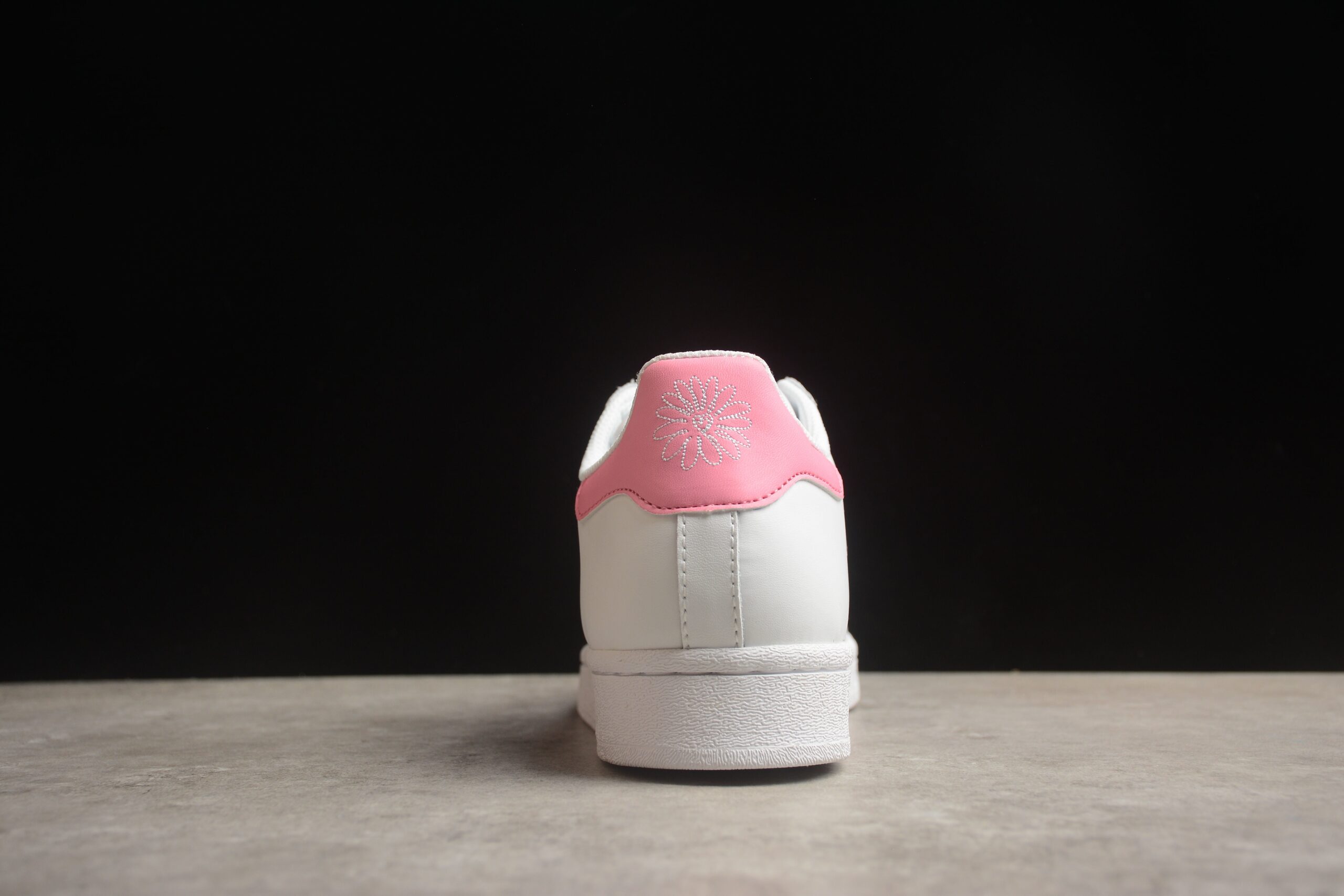 Adidas Originals SUPERSTAR W IG2749 - Image 6