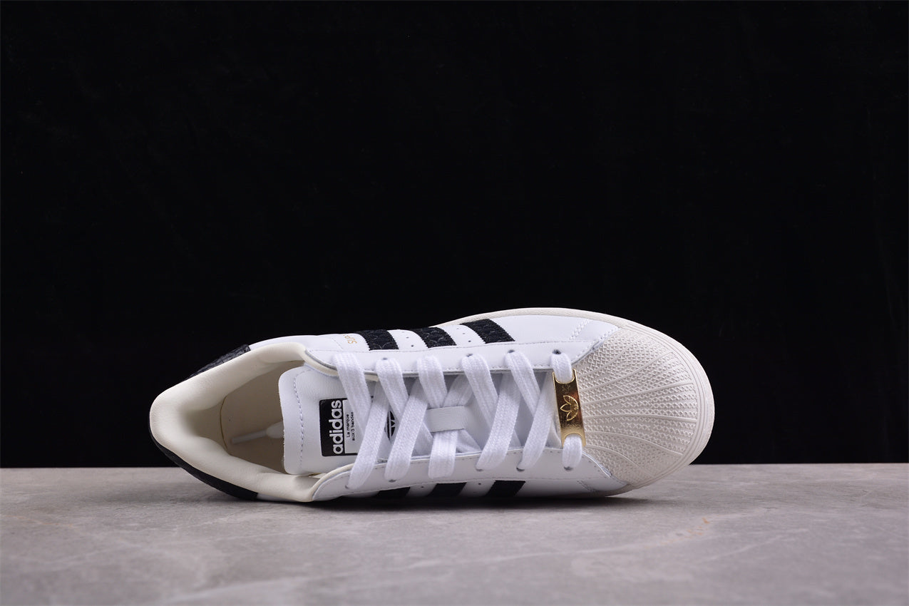 Adidas Originals Superstar – IF3637 - Image 5