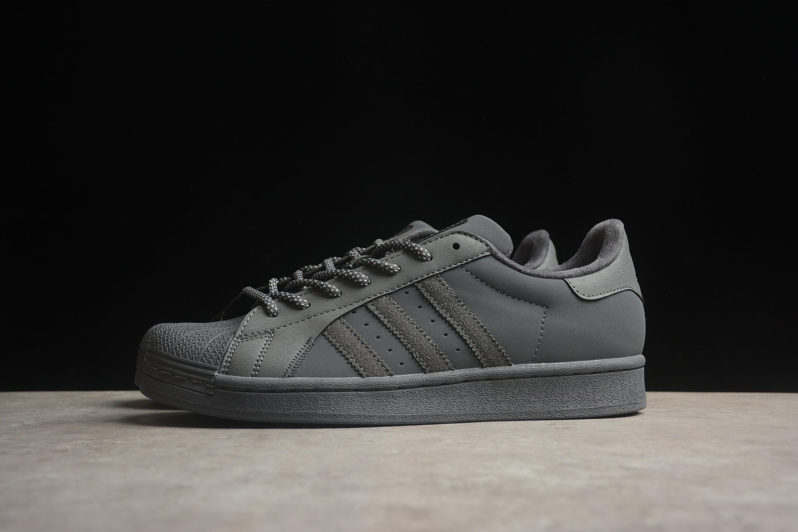 Adidas Originals Superstar IF3922 - Image 4