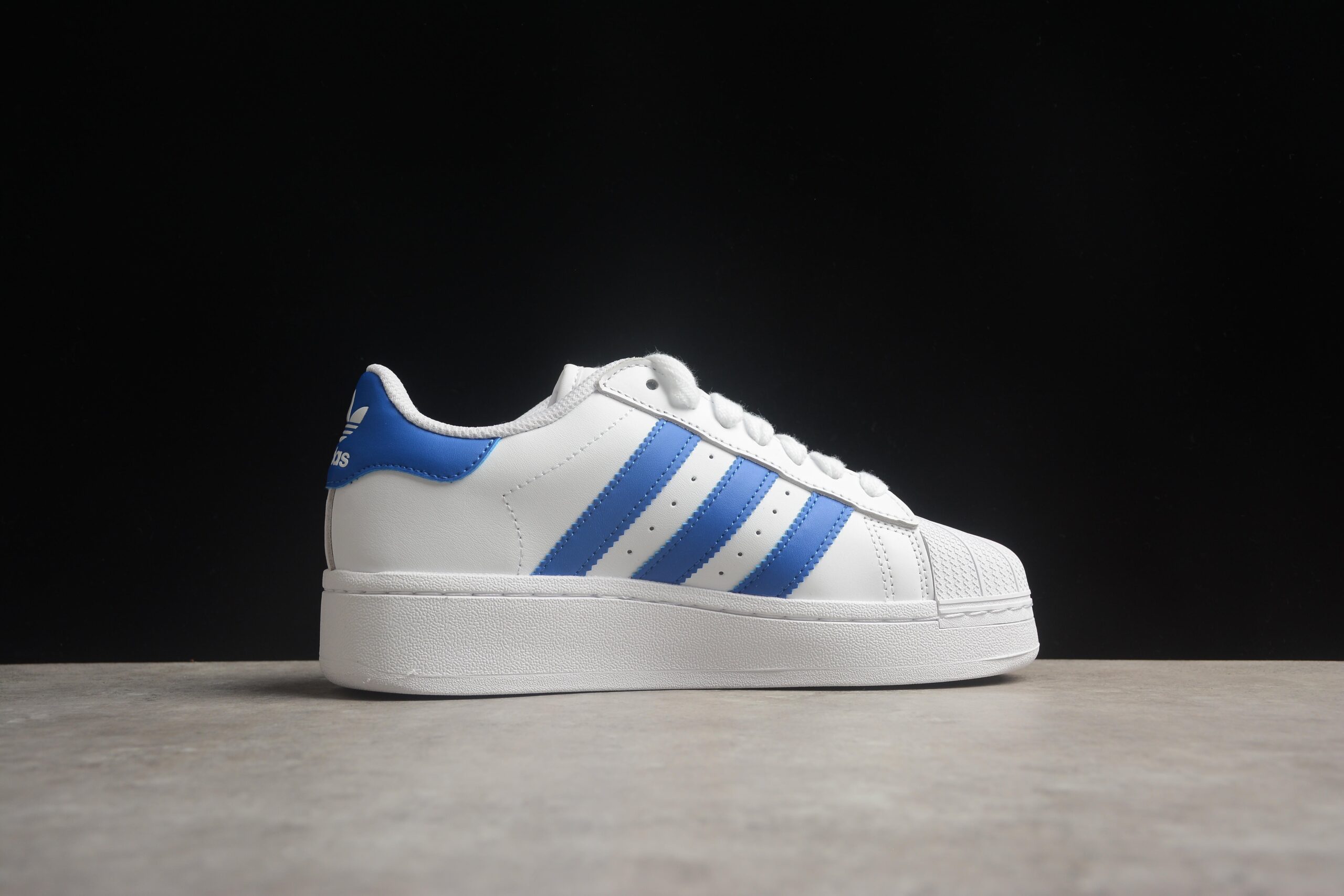 Adidas Originals Superstar XLG IF8068