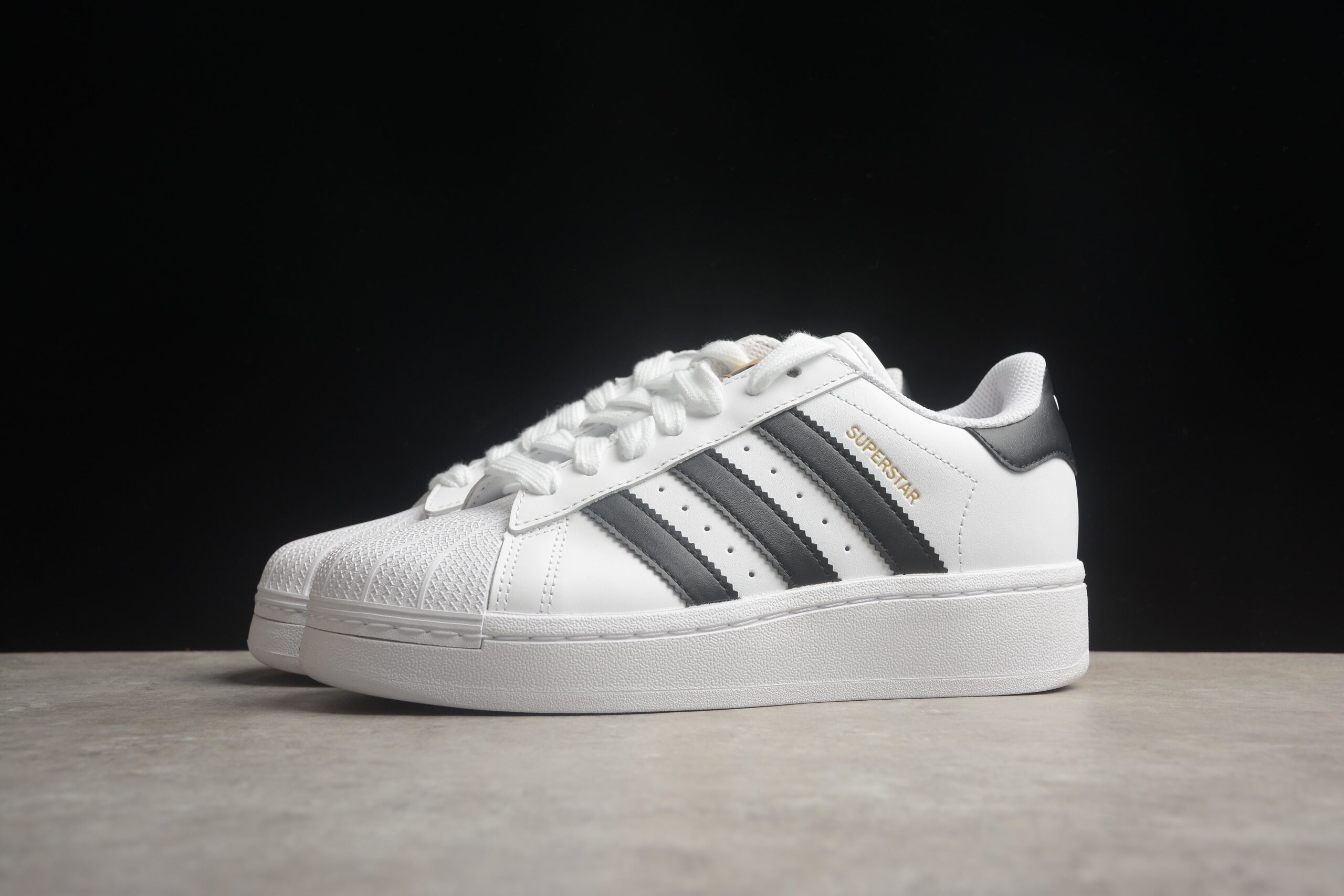 Adidas Originals Superstar XLG IF9995 - Image 3