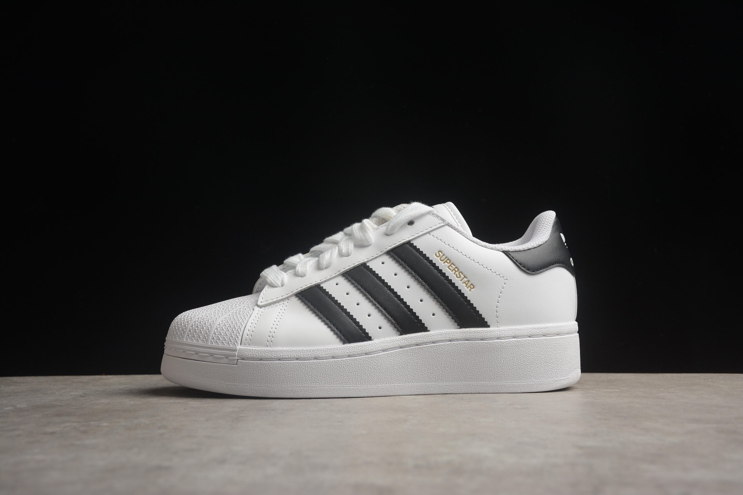 Adidas Originals Superstar XLG IF9995 - Image 4