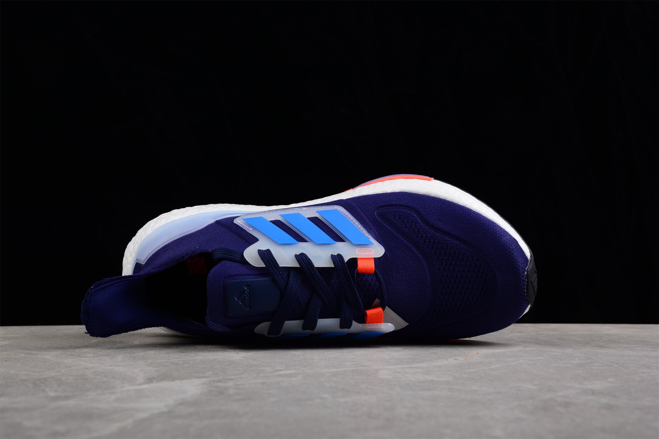 Adidas ULTRA BOOST UB8.0 22 GX3061 - Image 9