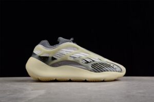Adidas Yeezy 700 V3 Fade Salt