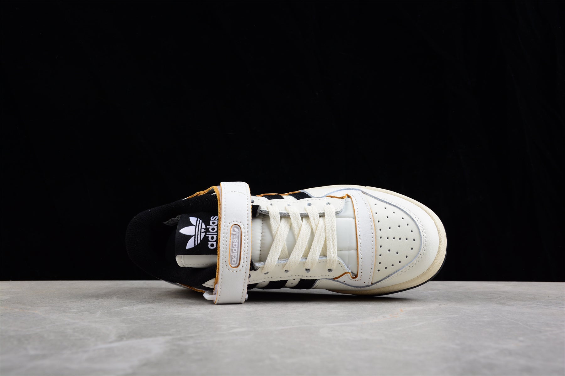 Adidas originals Forum 84 low HR2007 - Image 5