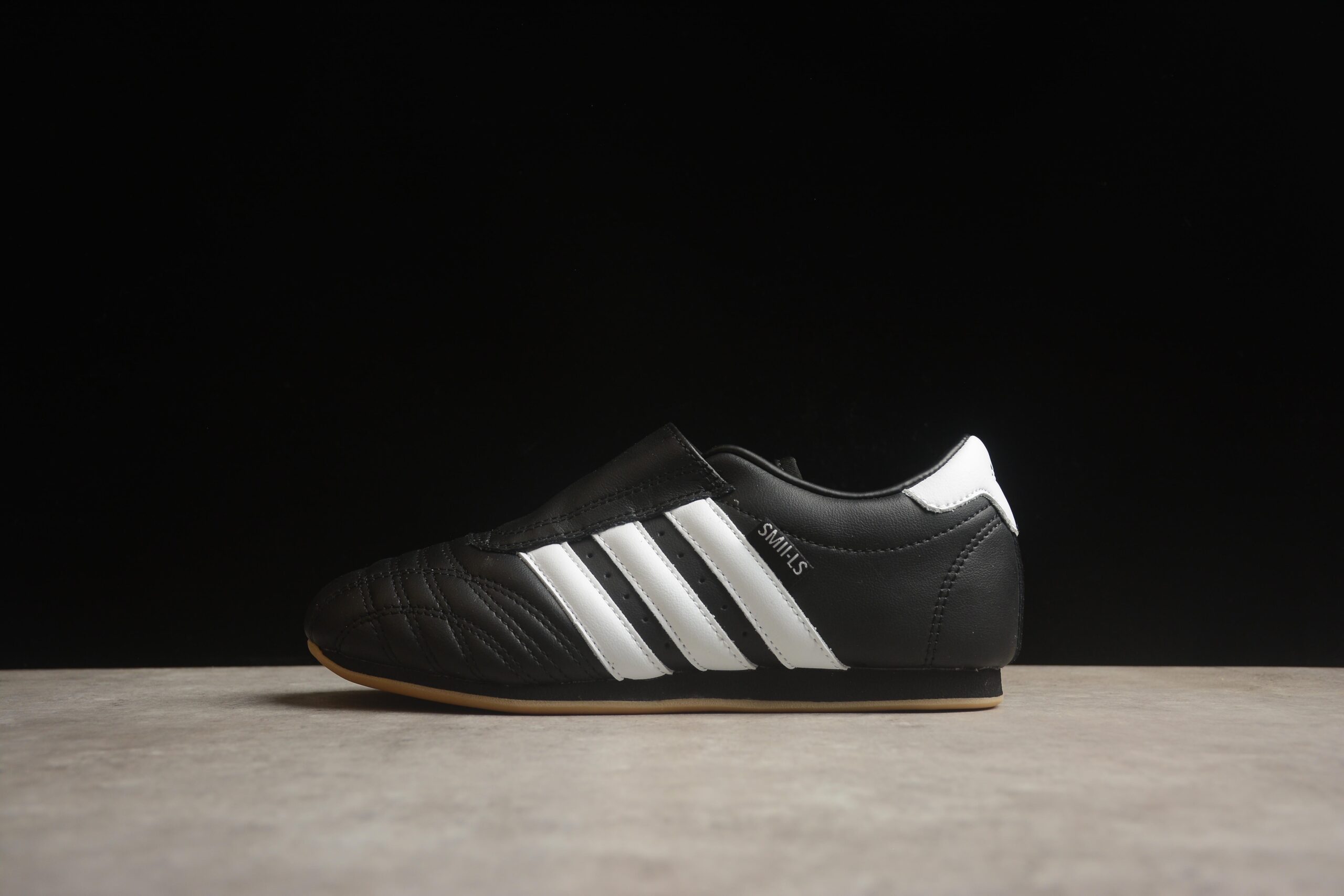 Adidas originals Taekwondo Low JQ4775 - Image 2