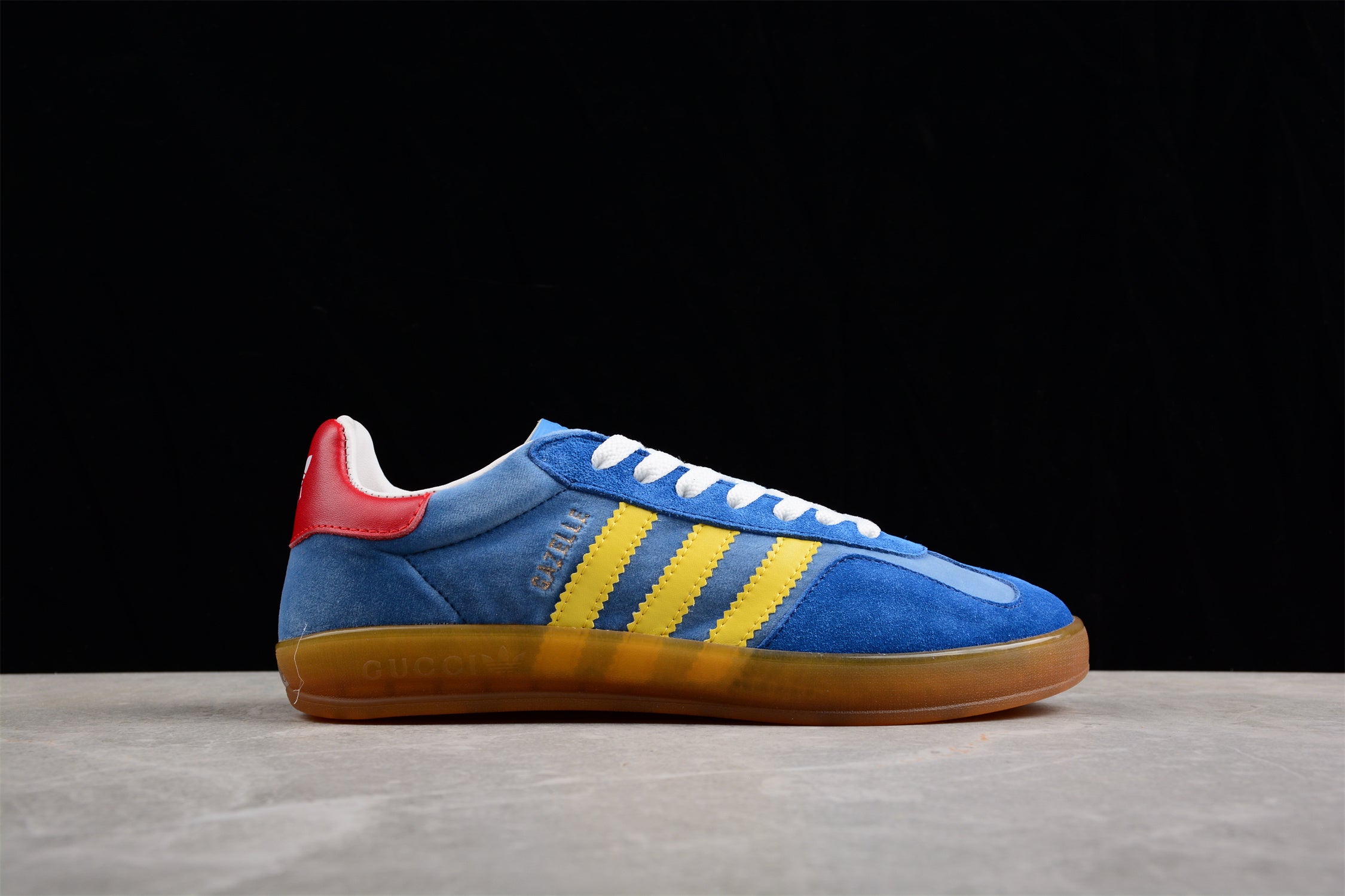 Adidas x GUCCI adidas 707847 UTT10 9060