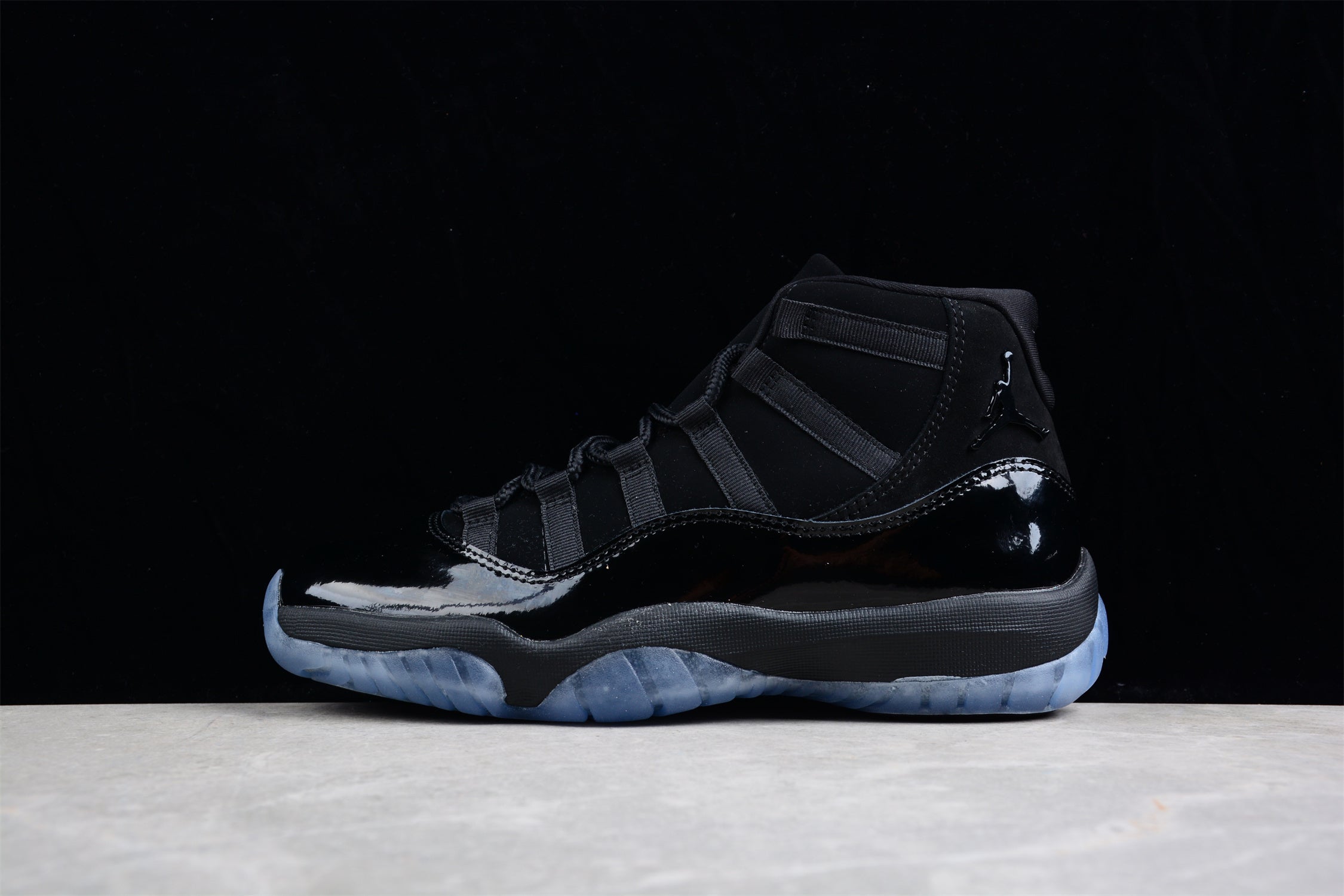 Air Jordan 11“Cap and Gown”AJ11 378037-005 - Image 2
