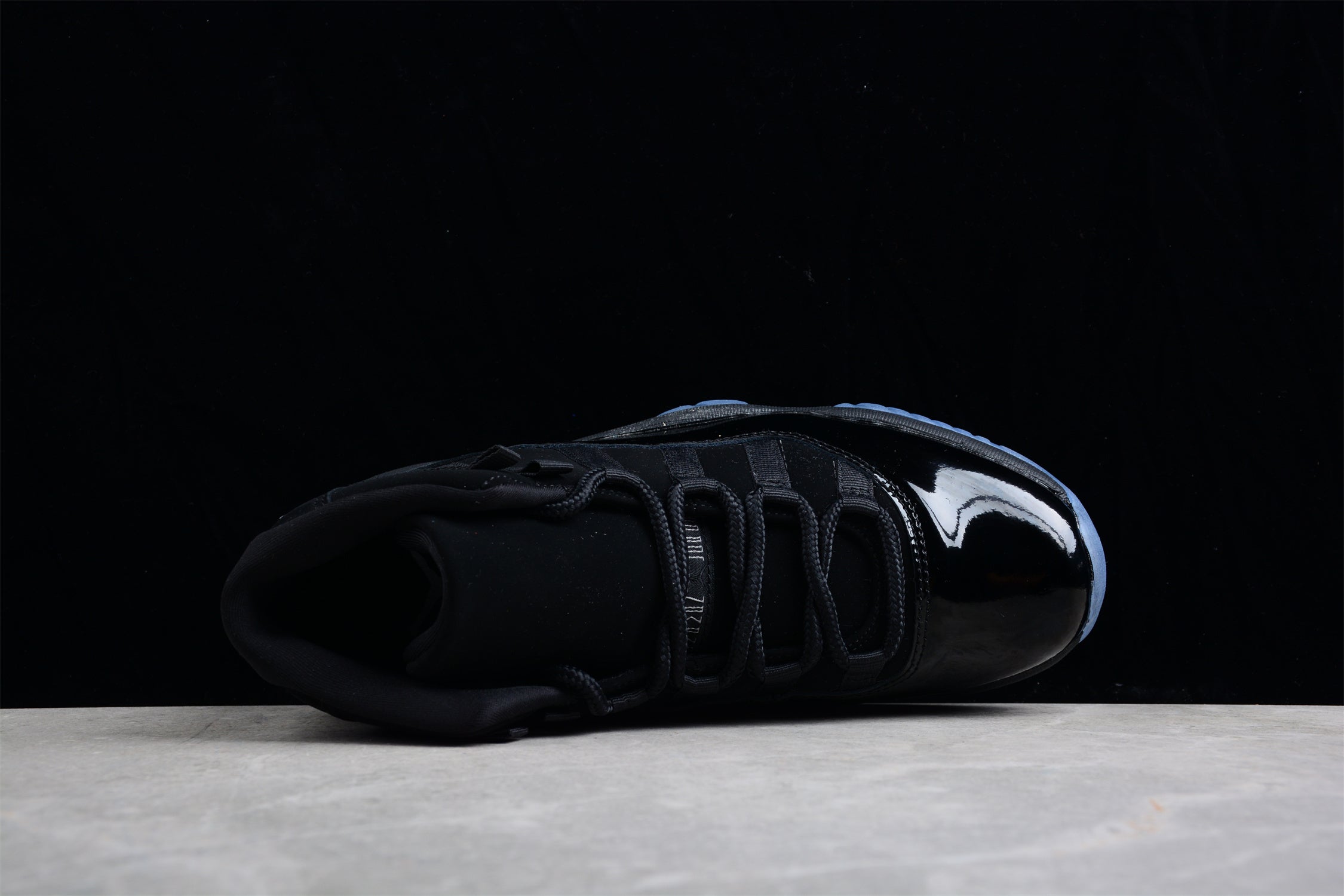 Air Jordan 11“Cap and Gown”AJ11 378037-005 - Image 6
