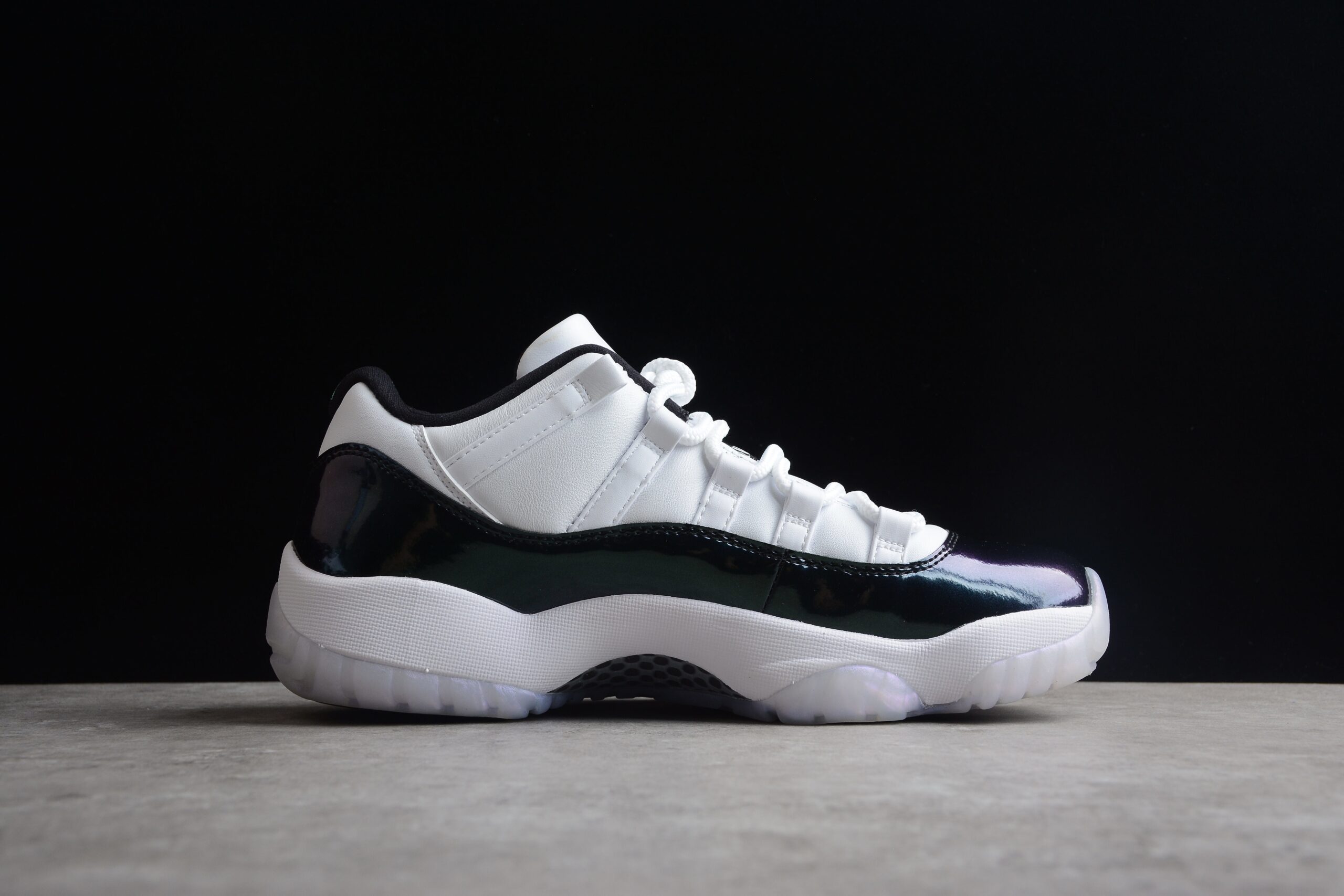 Air Jordan 11 Low " Easter " AJ11 528895-145