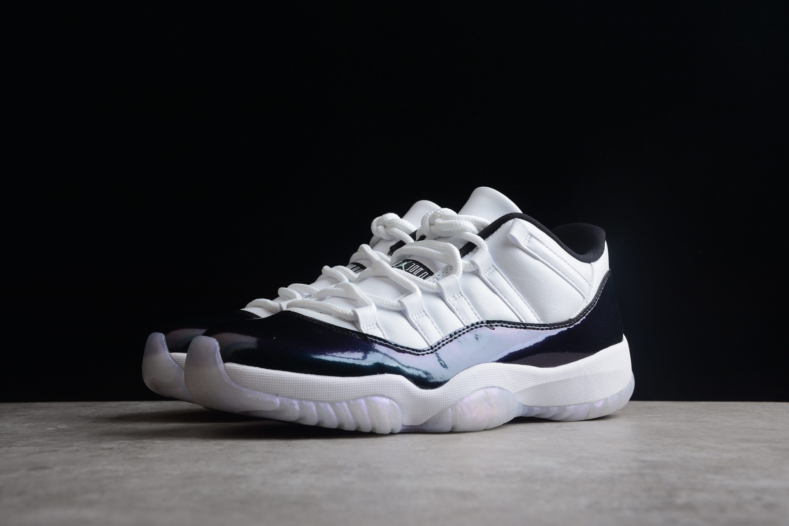 Air Jordan 11 Low " Easter " AJ11 528895-145 - Image 6