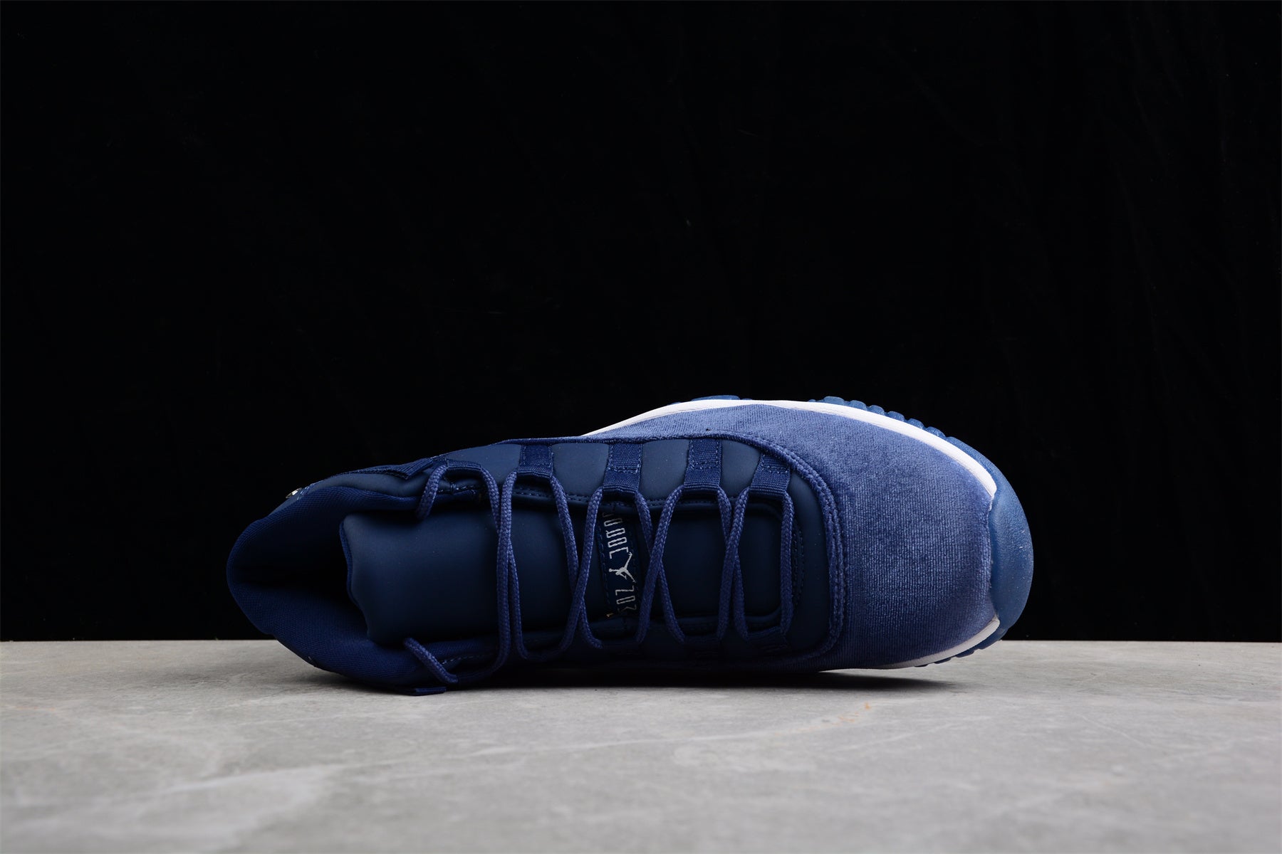 Air Jordan 11 Velvet "Midnight Navy" AJ11 AR0715-441 - Image 7