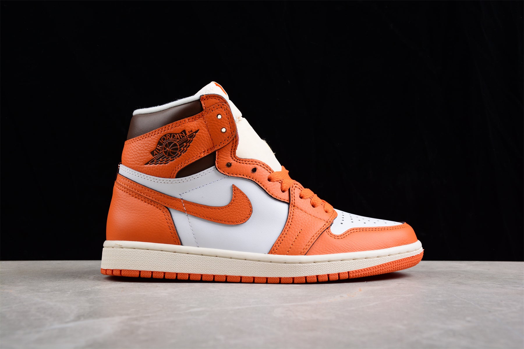 Air Jordan 1 High OG "Starfish" DO9369-101