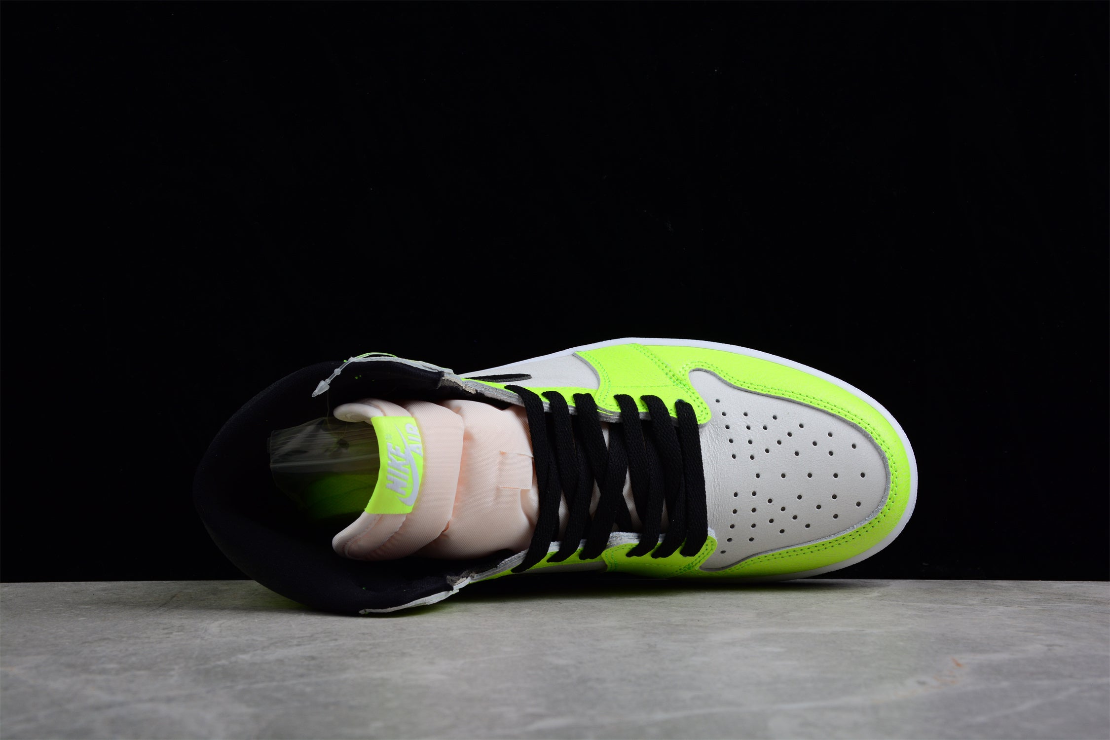 Air Jordan 1 High OG "Volt" AJ1 555088-702 - Image 8