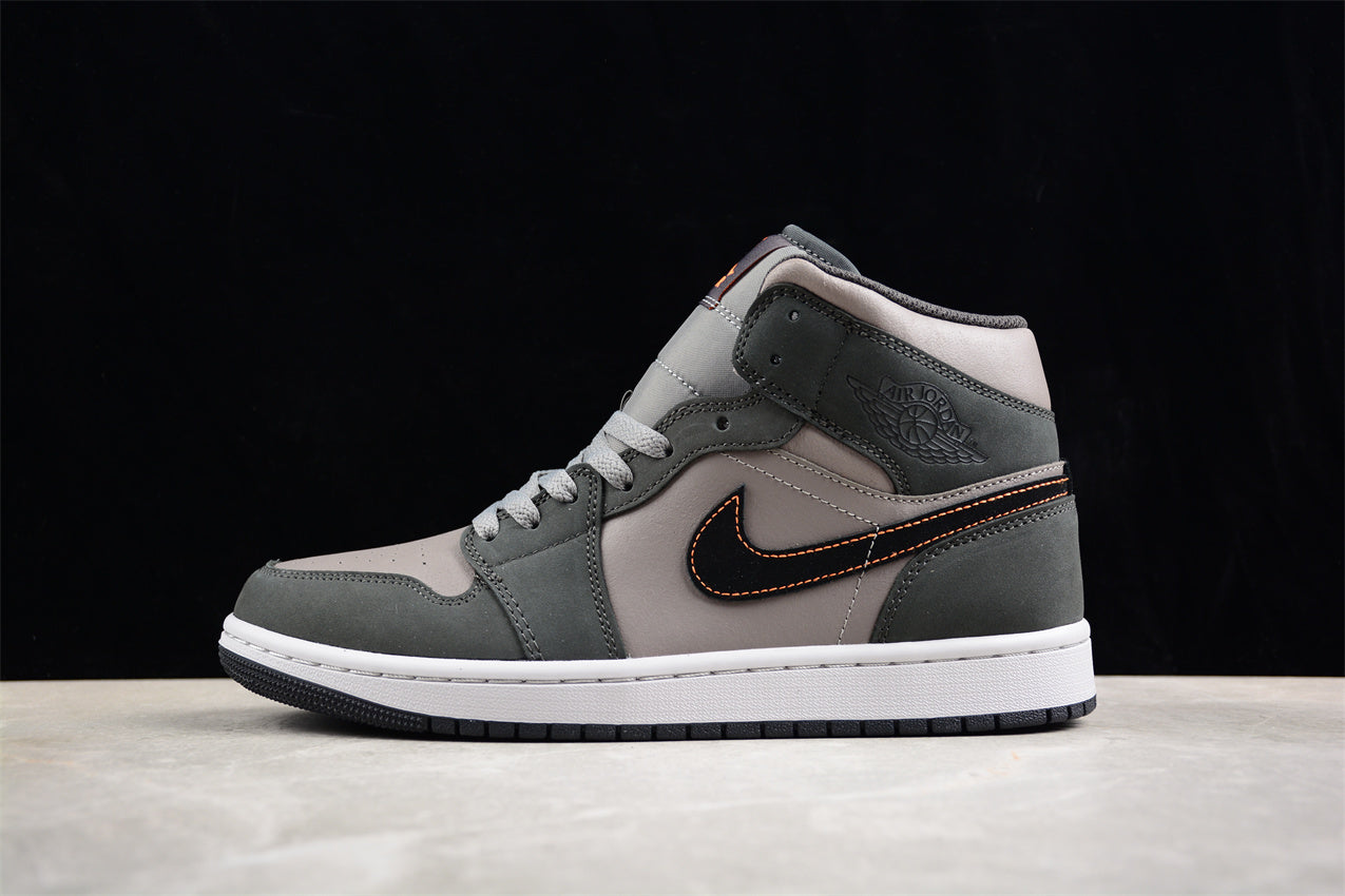 Air Jordan 1 Mid AJ1 FQ8338-017 - Image 2