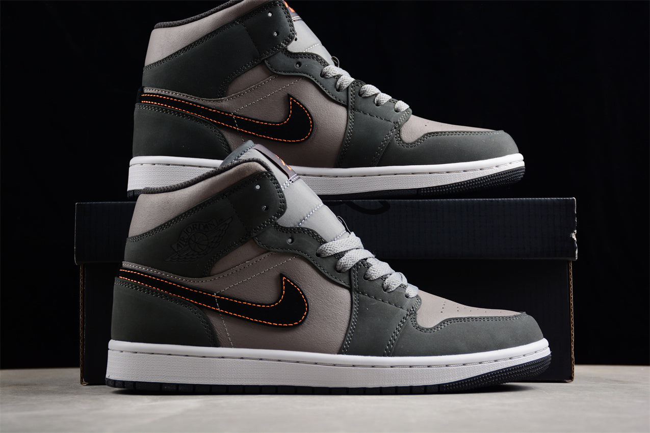 Air Jordan 1 Mid AJ1 FQ8338-017 - Image 4