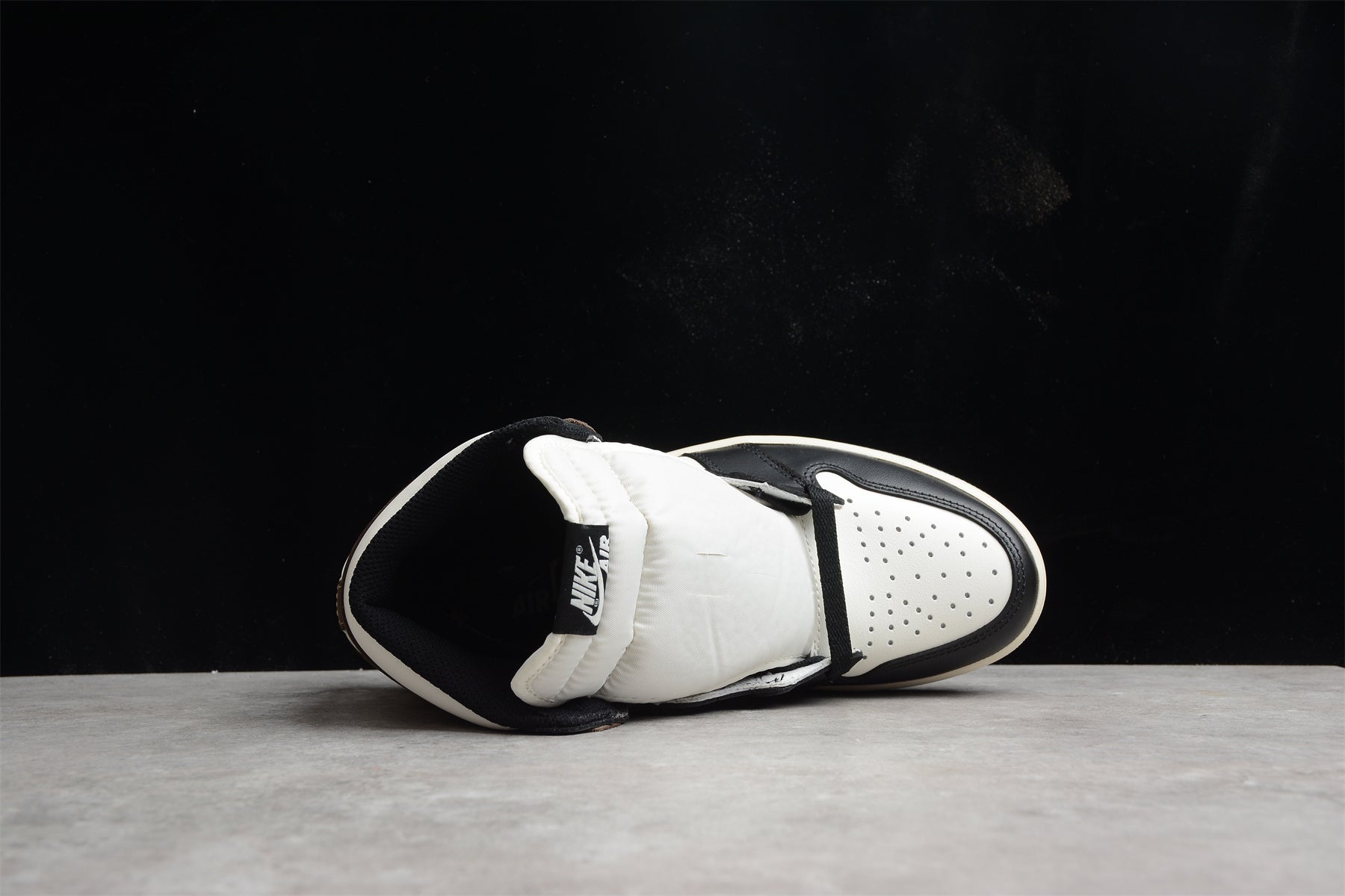 Air Jordan 1 Retro “Dark Mocha” AJ1 555088-105 - Image 7