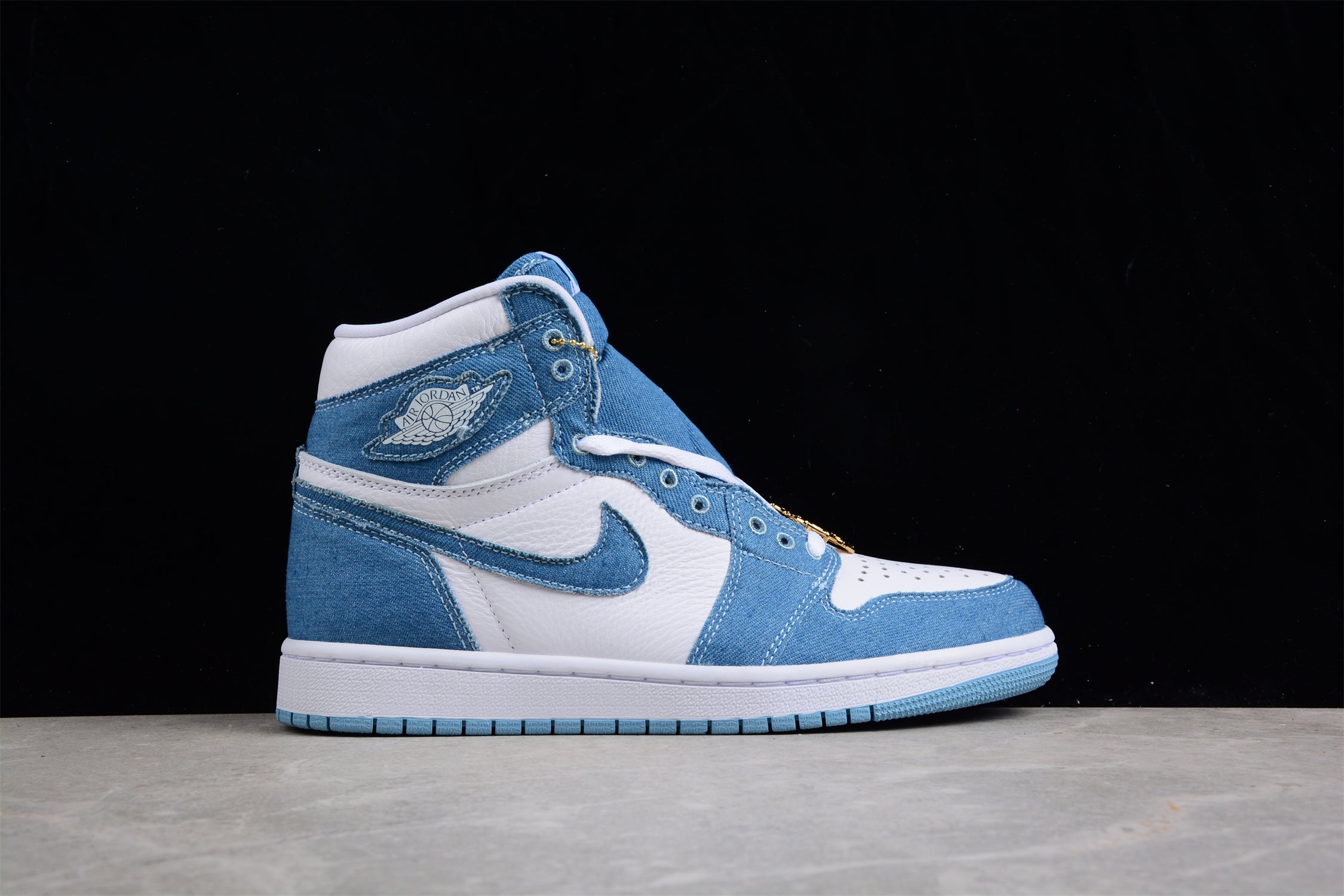 Air Jordan 1 Retro WMNS “Denim” DM9036 104WL