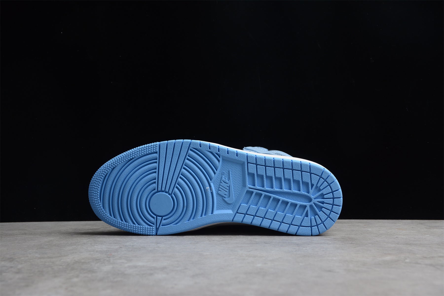 Air Jordan 1 " University Blue " R28 555088-134 - Image 10