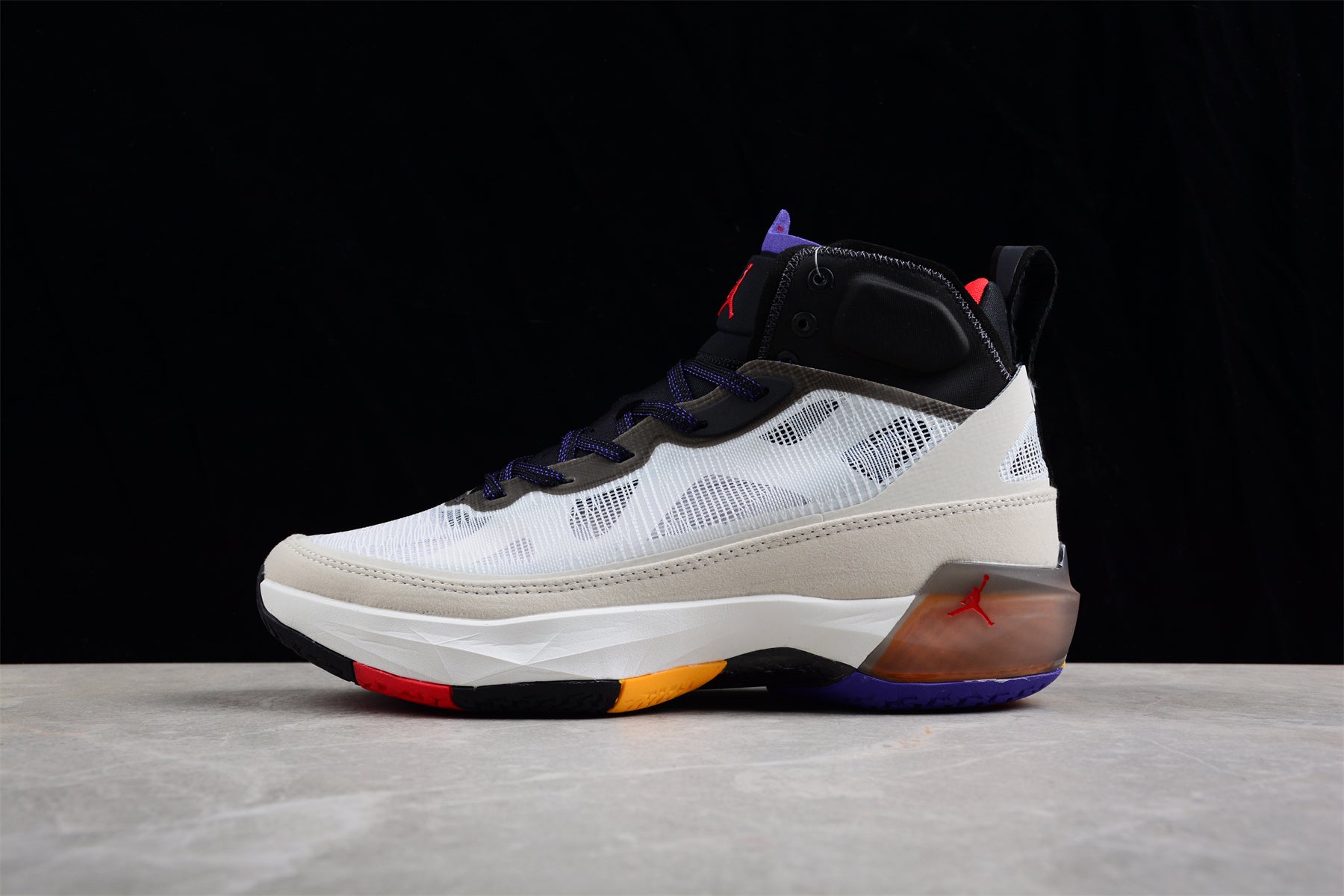 Air Jordan 37 DD6959-060 - Image 3