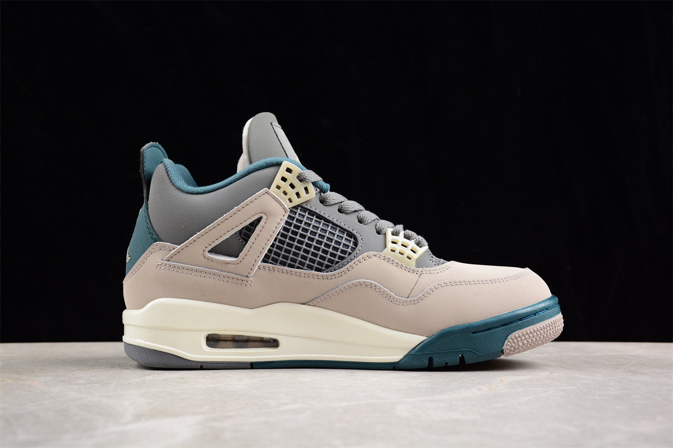 Air Jordan 4 Premium "Pony Hair" AJ4 DV3742-021
