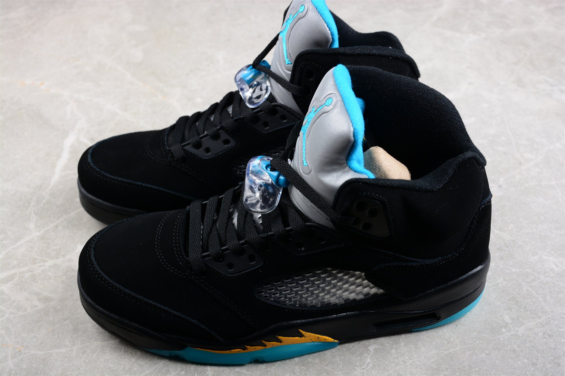 Air Jordan 5 Retro"Aqua DD0587-047 - Image 2