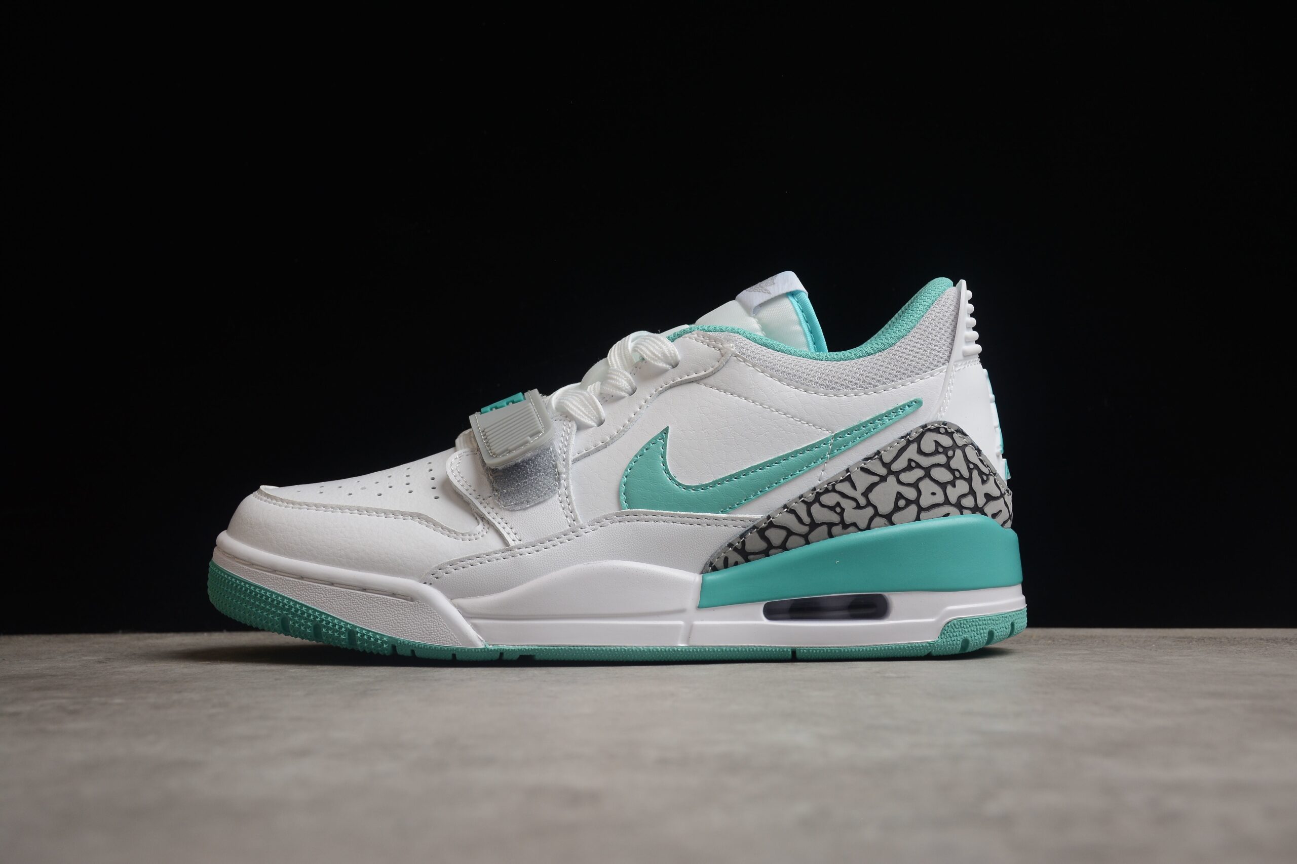 Air Jordan Legacy 312 Low AJ312 CD7069-130 - Image 2