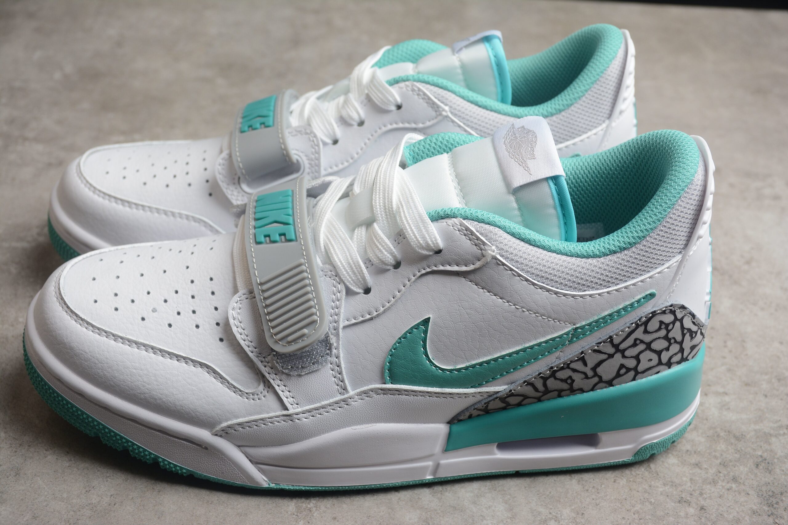 Air Jordan Legacy 312 Low AJ312 CD7069-130 - Image 3