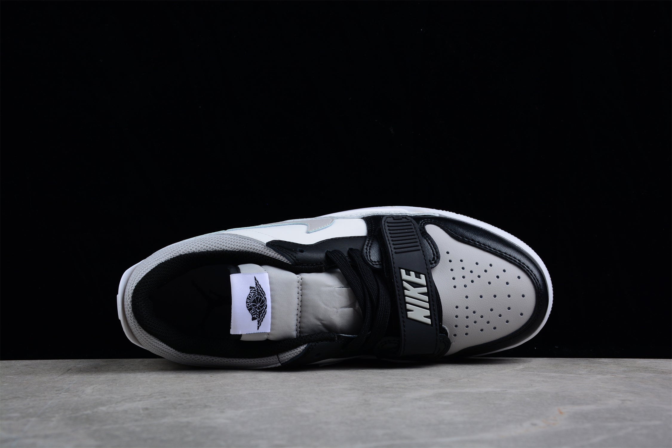 Air Jordan Legacy AJ312 CD7069-105 - Image 5