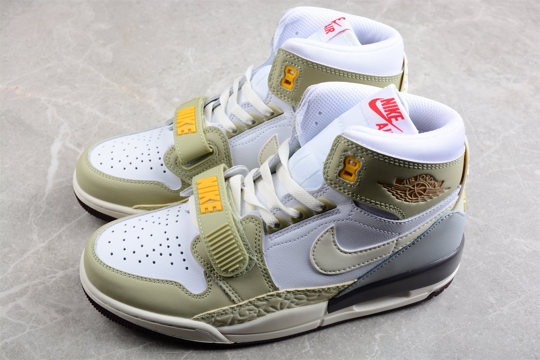 Air Jordan Legacy AJ312 FD9907-111 - Image 3