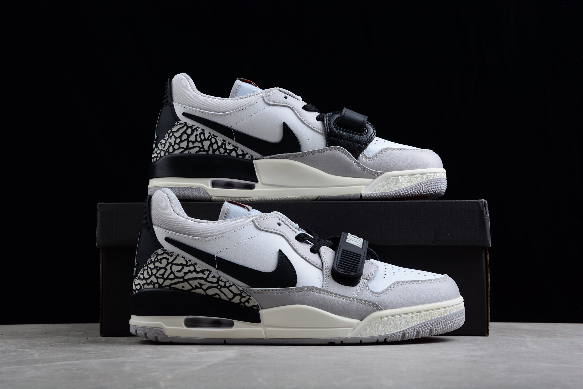 Air Jordan Legacy AJ312 Low CD7069-101 - Image 4