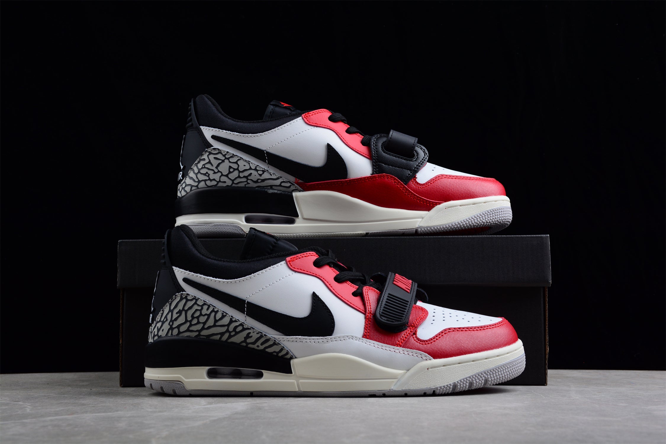 Air Jordan Legacy AJ312 Low CD7069-106 - Image 4