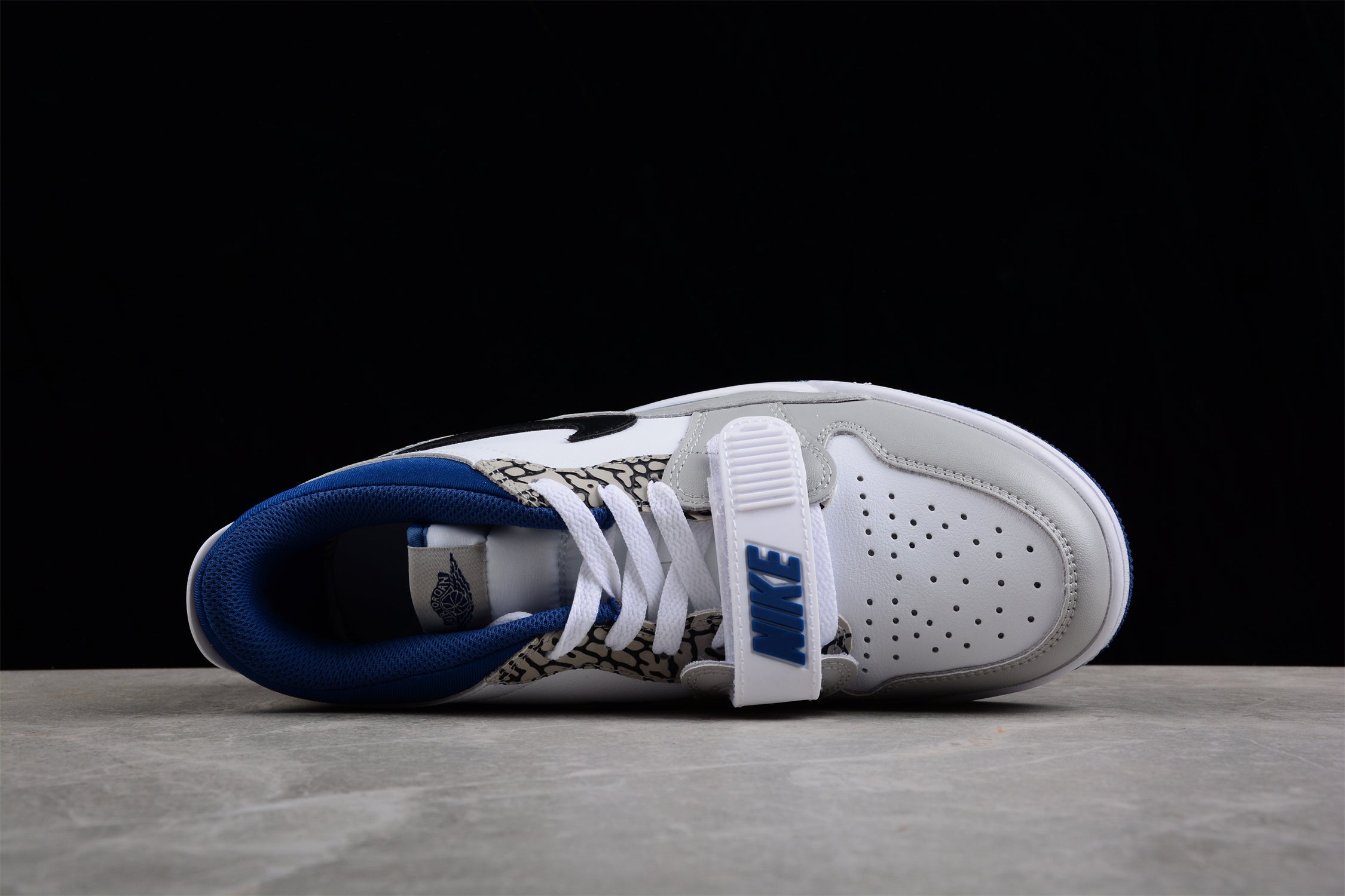 Air Jordan Legacy AJ312 Low CD7069-140 - Image 5