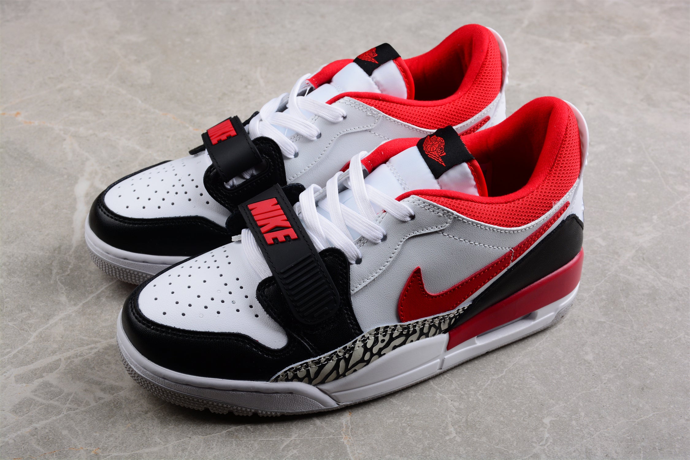 Air Jordan Legacy AJ312 Low CD7069-160 - Image 2