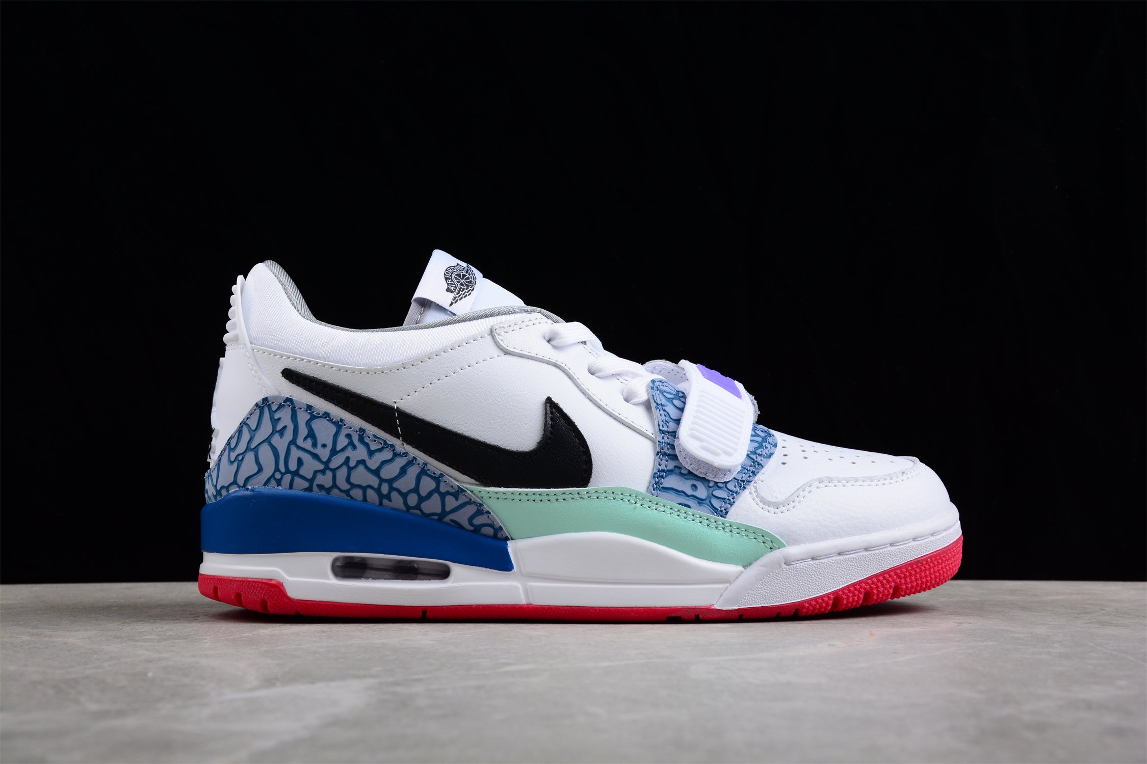 Air Jordan Legacy AJ312 Low DV9127-101