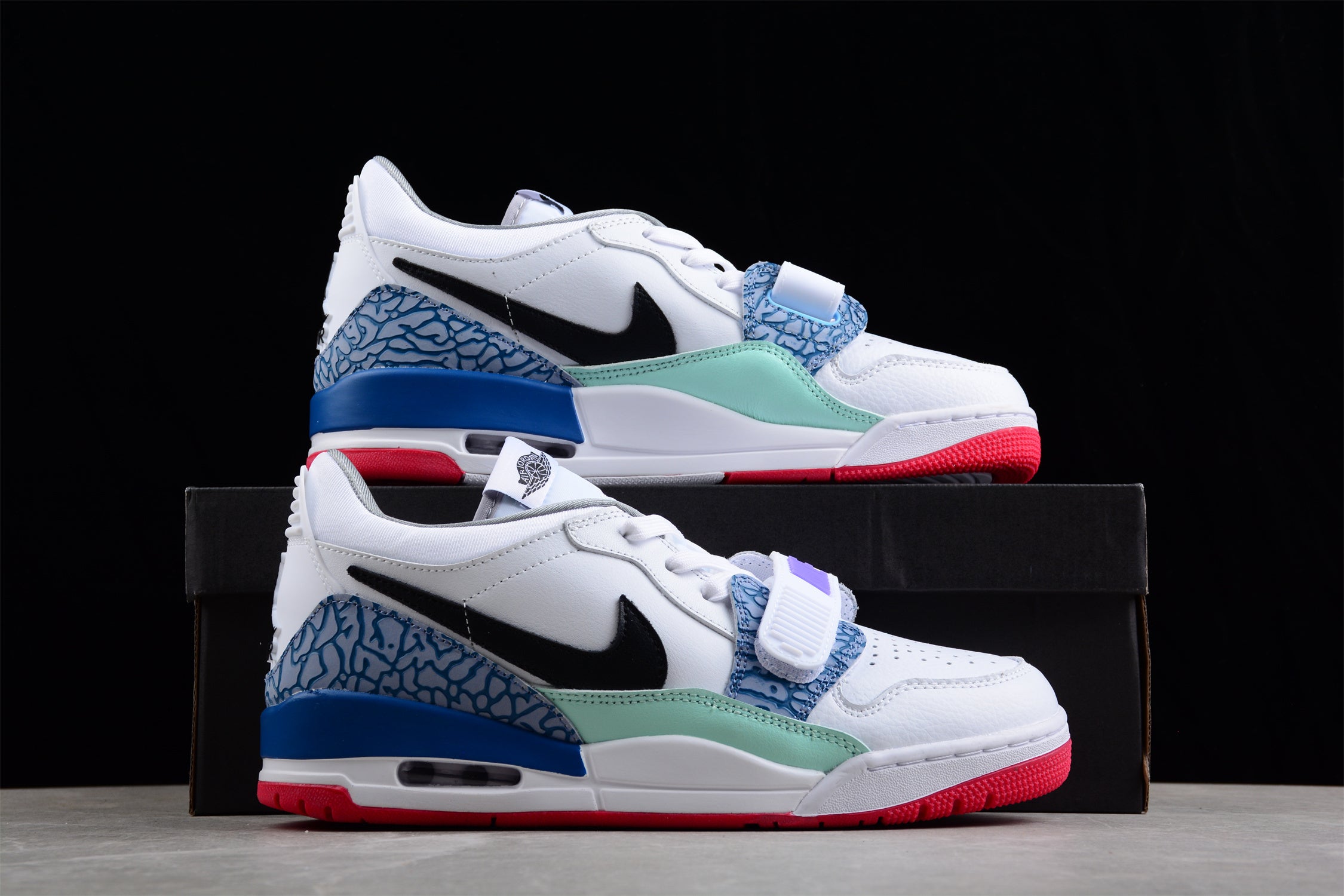 Air Jordan Legacy AJ312 Low DV9127-101 - Image 4