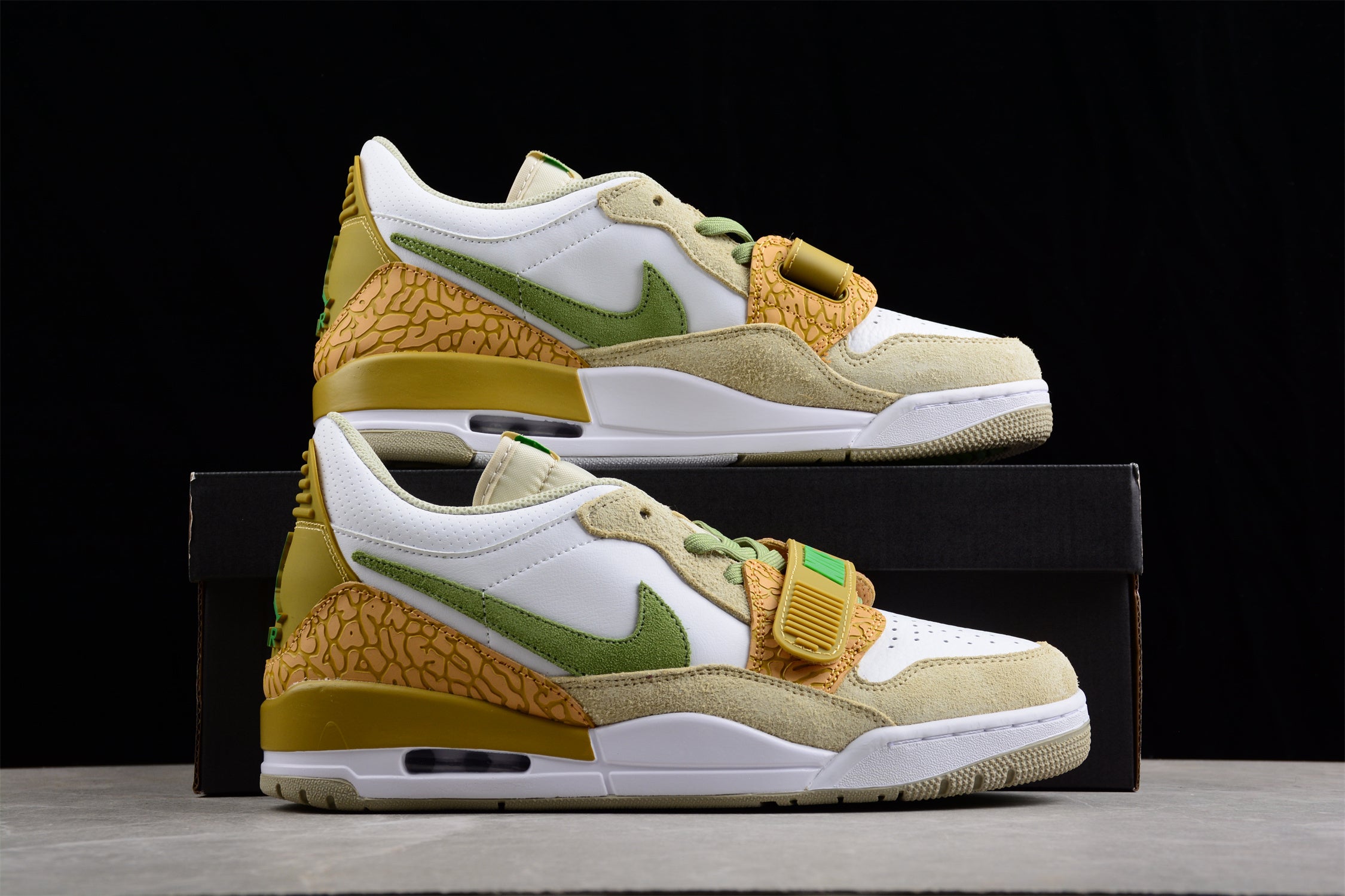 Air Jordan Legacy AJ312 Low DX9260-001 - Image 4