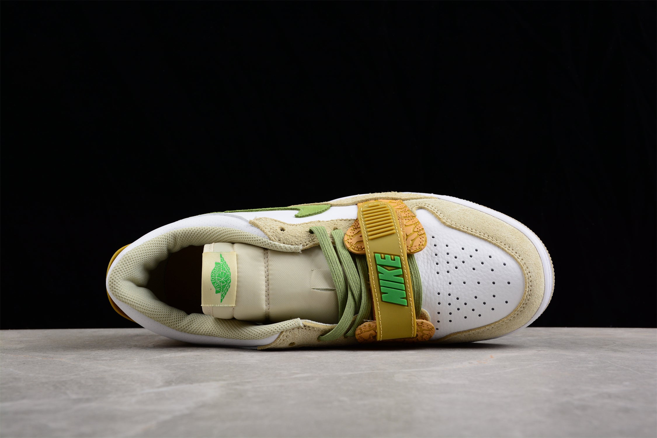 Air Jordan Legacy AJ312 Low DX9260-001 - Image 5