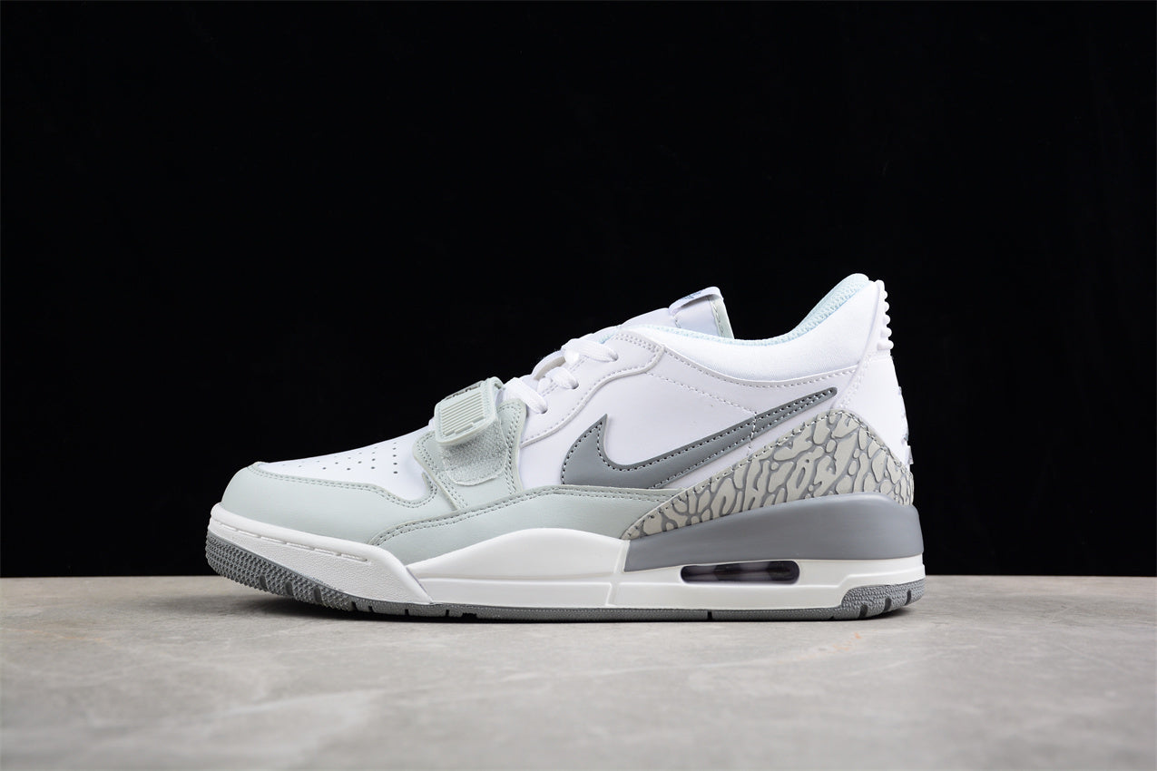 Air Jordan Legacy AJ312 Low FV8115-101 - Image 3